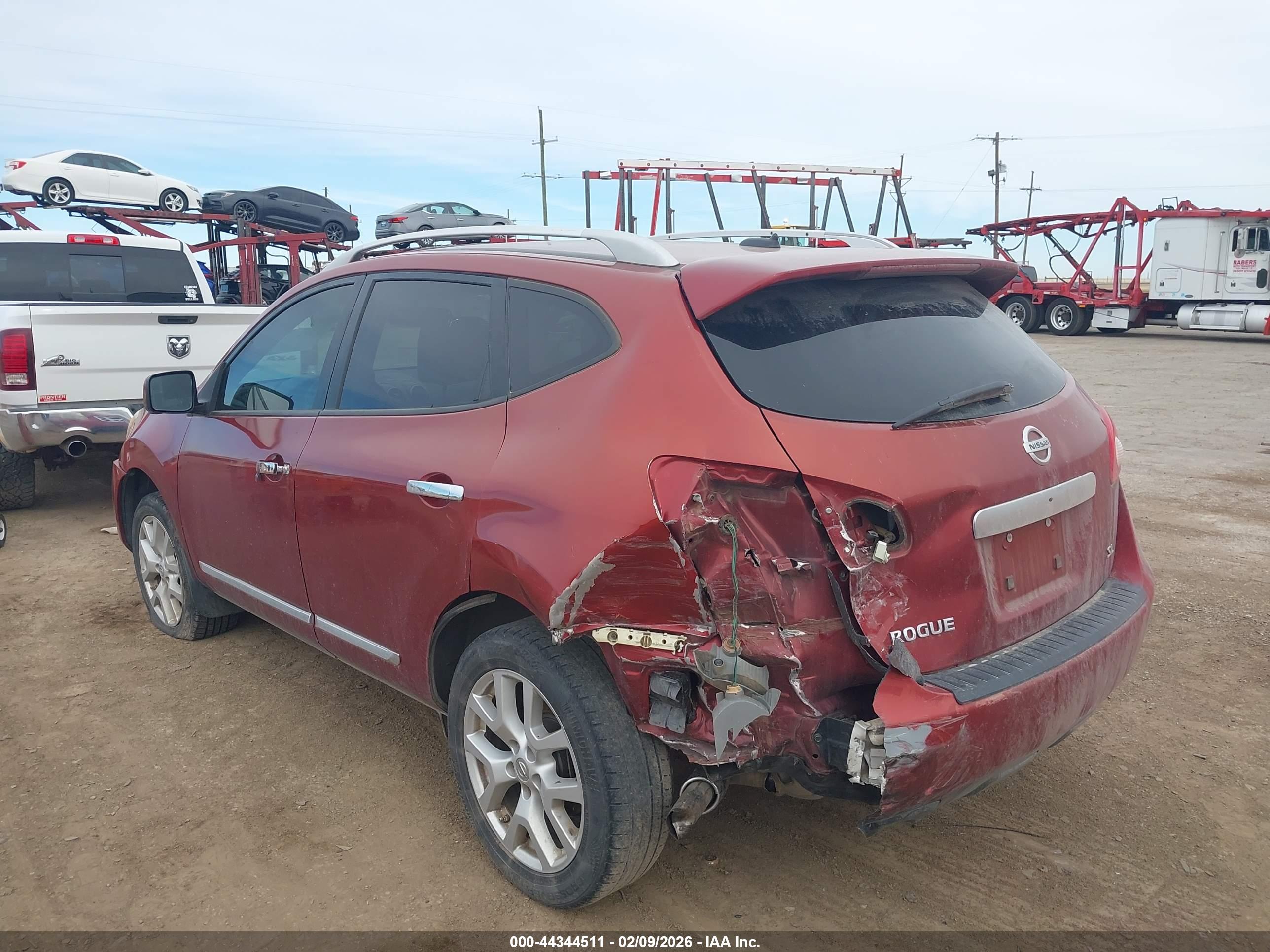 NISSAN ROGUE image 3