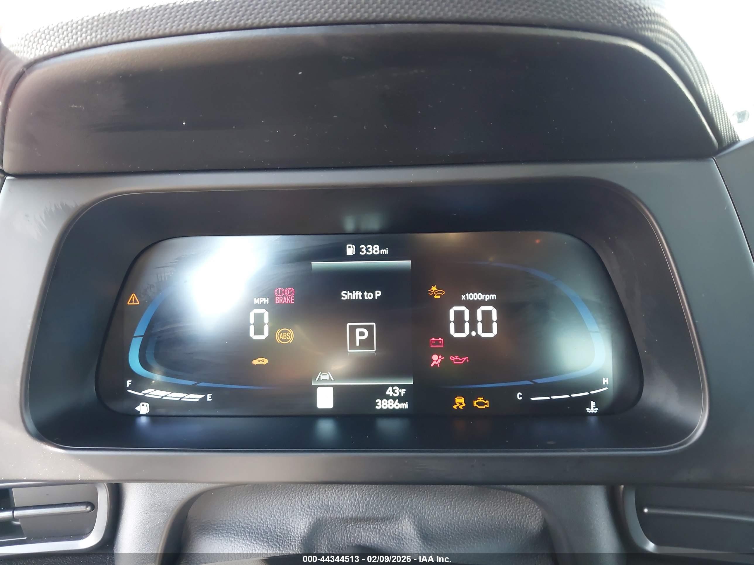 HYUNDAI ELANTRA image 7