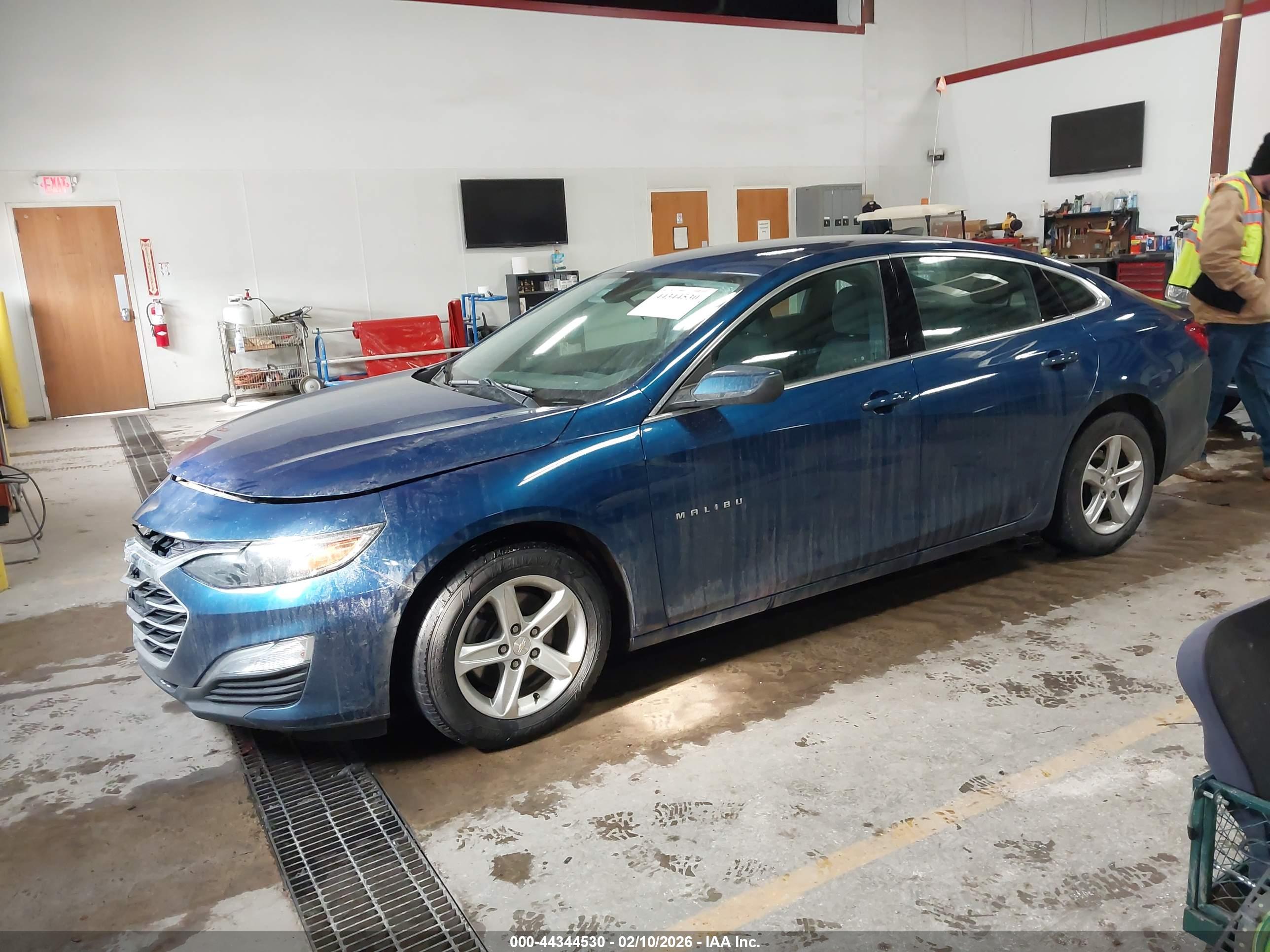 CHEVROLET MALIBU image 2