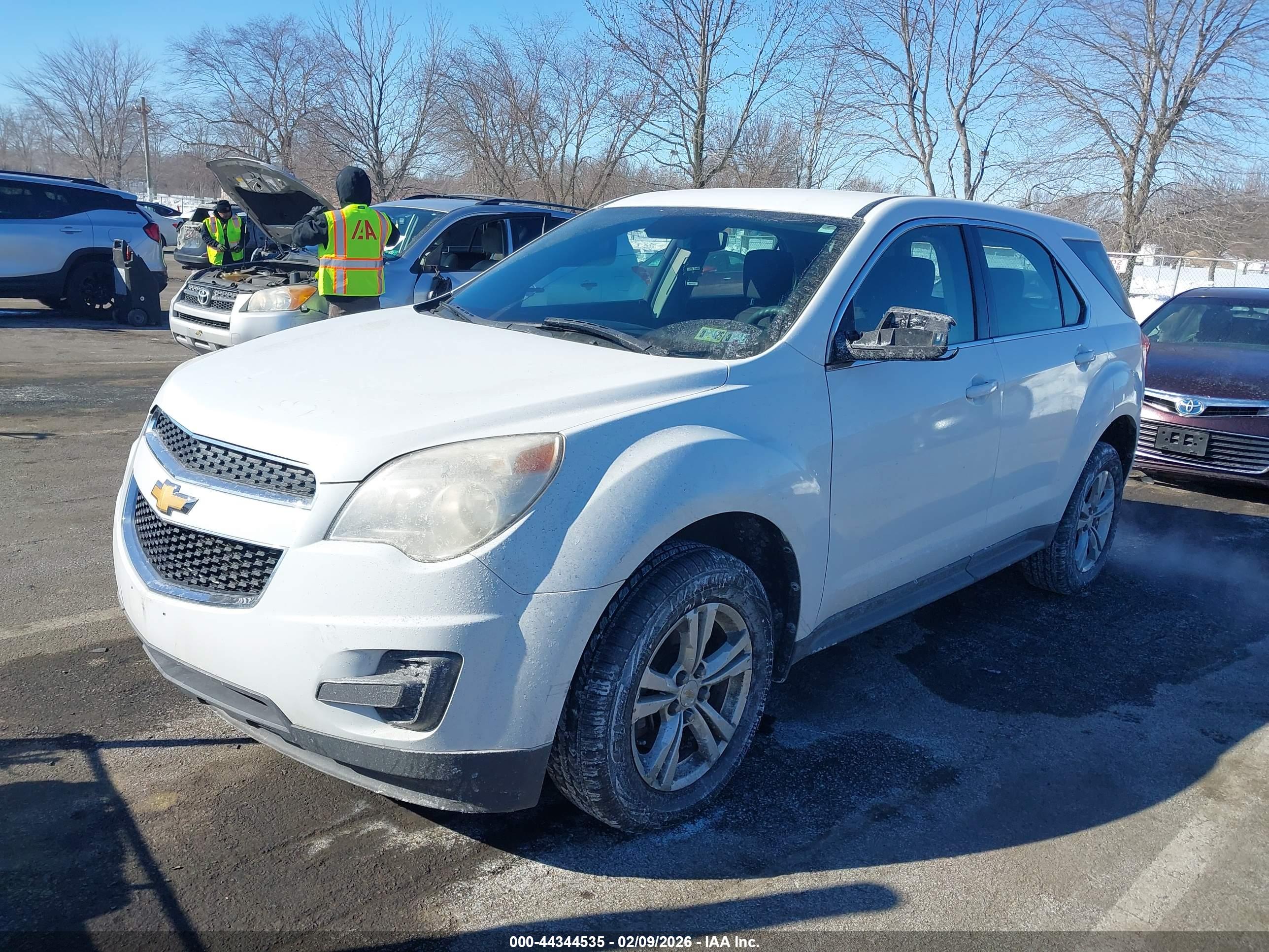 CHEVROLET EQUINOX image 2