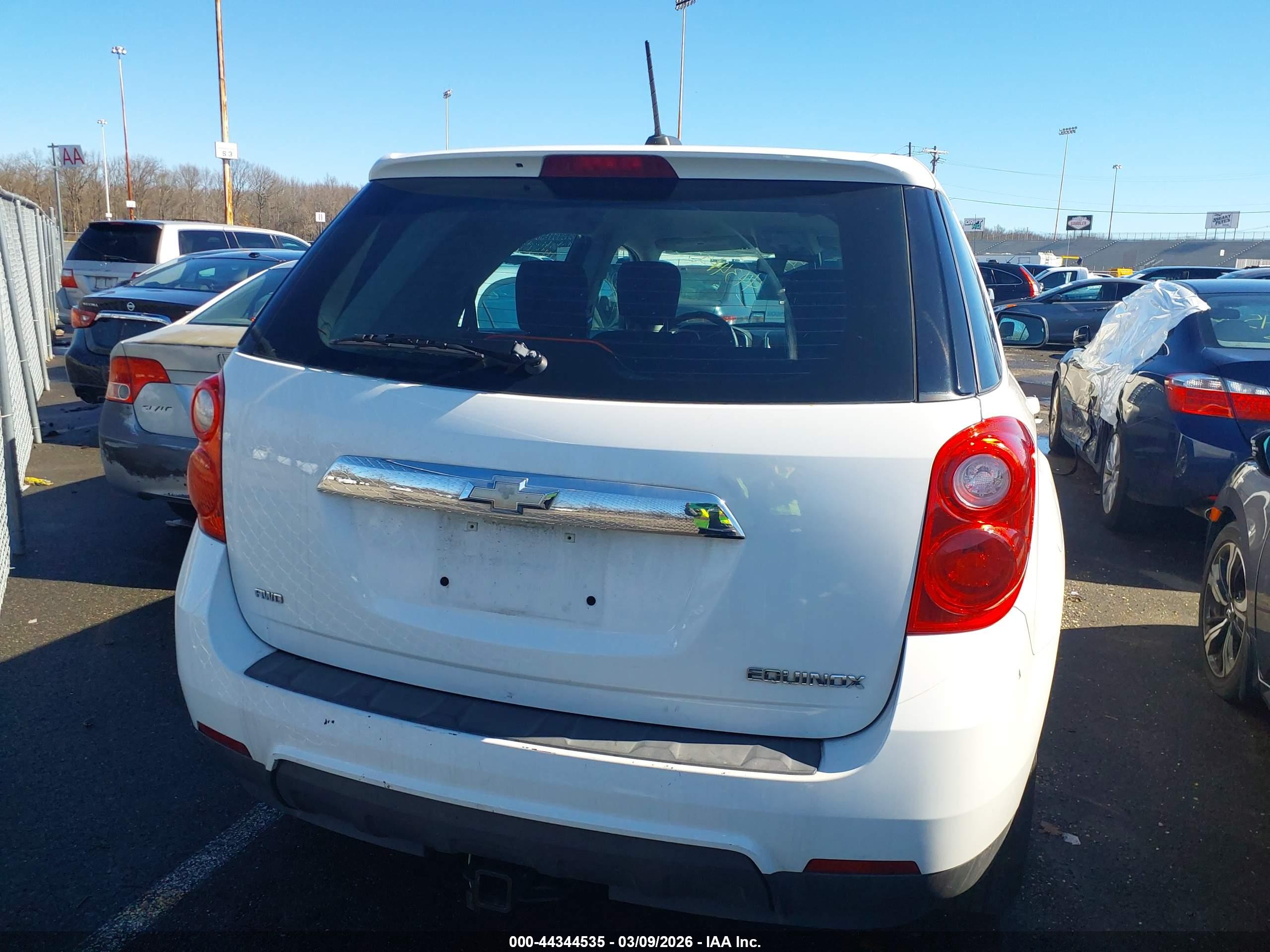 CHEVROLET EQUINOX image 6