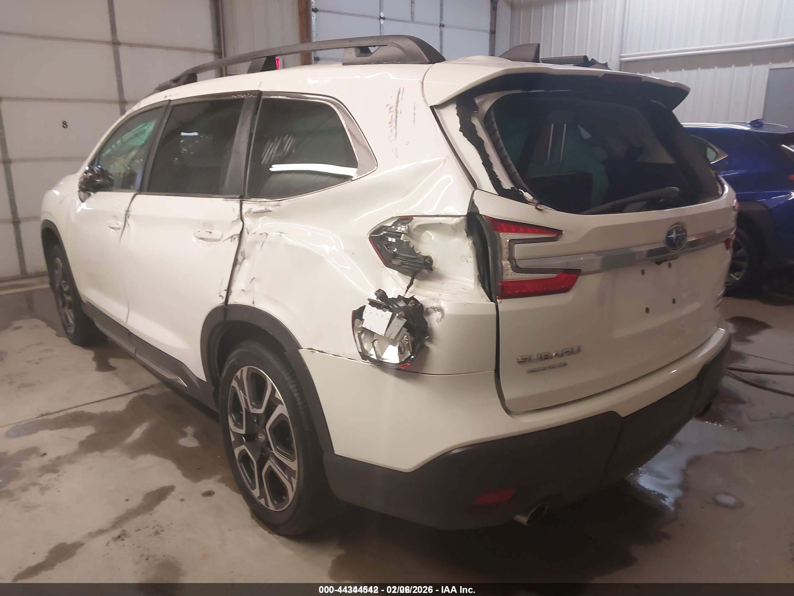 SUBARU ASCENT image 3