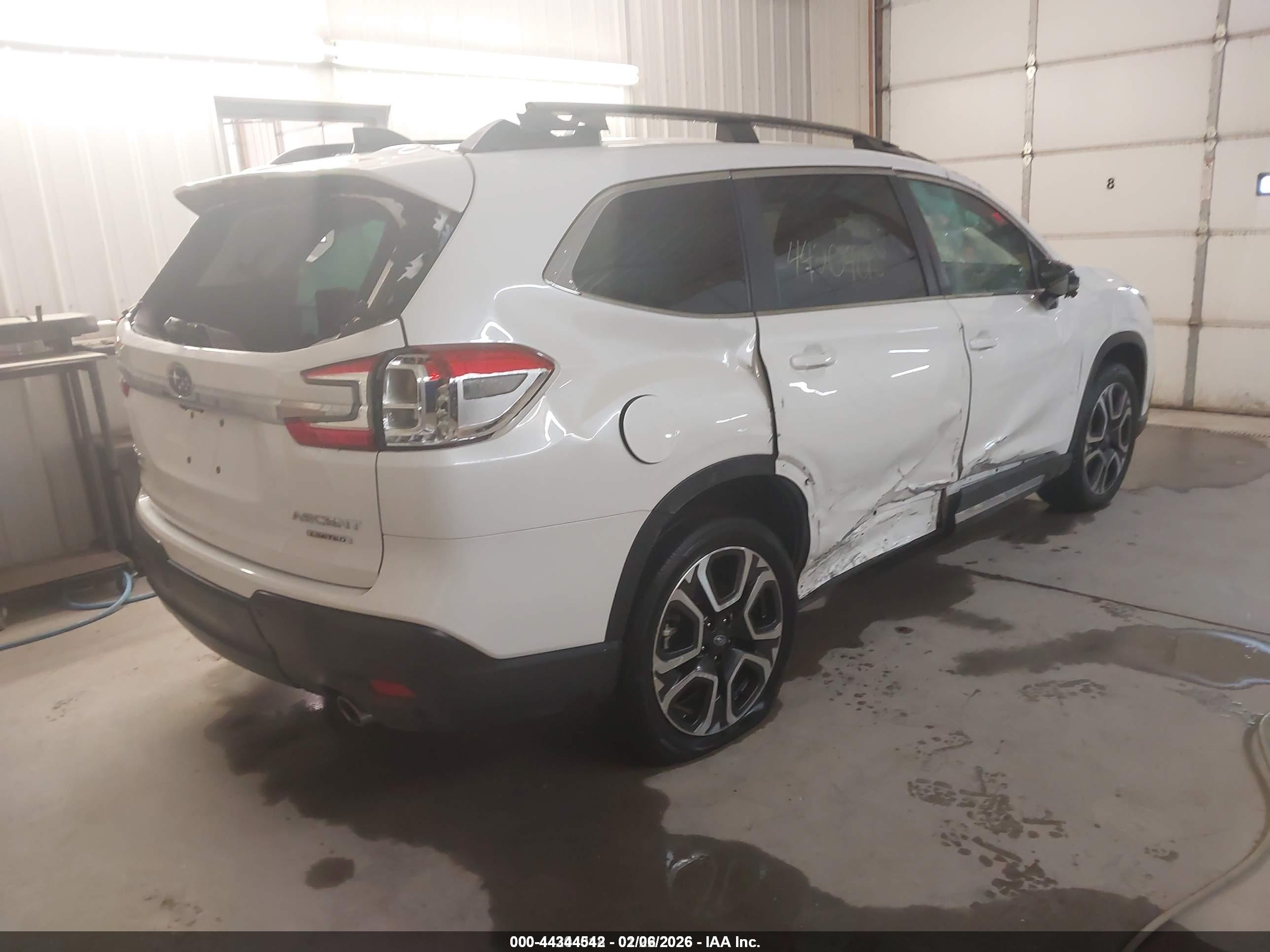 SUBARU ASCENT image 4
