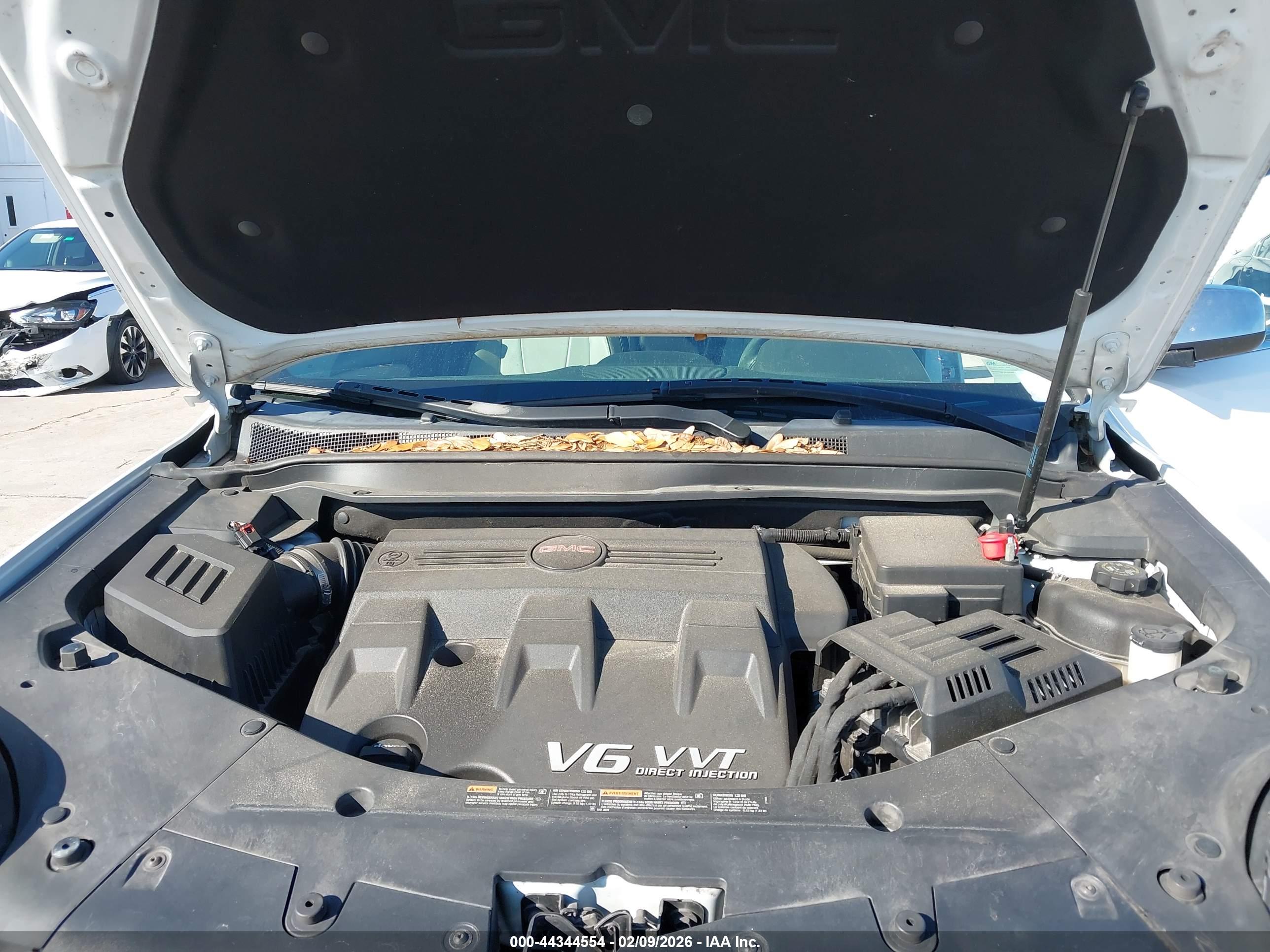 GMC TERRAIN image 10