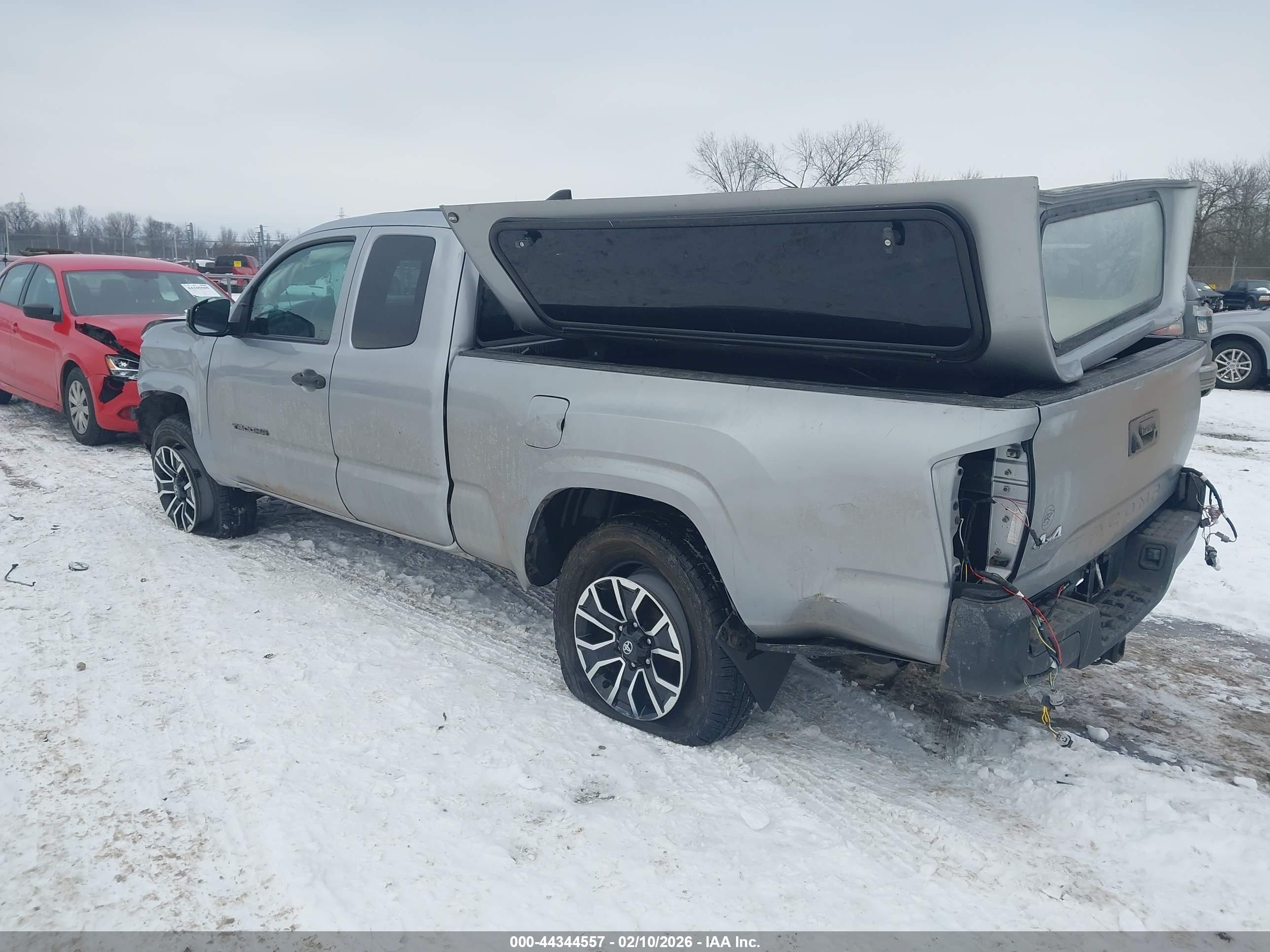 TOYOTA TACOMA image 3