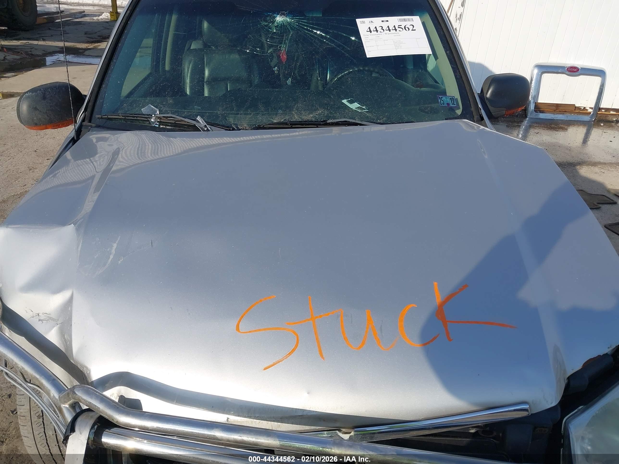GMC ENVOY image 10
