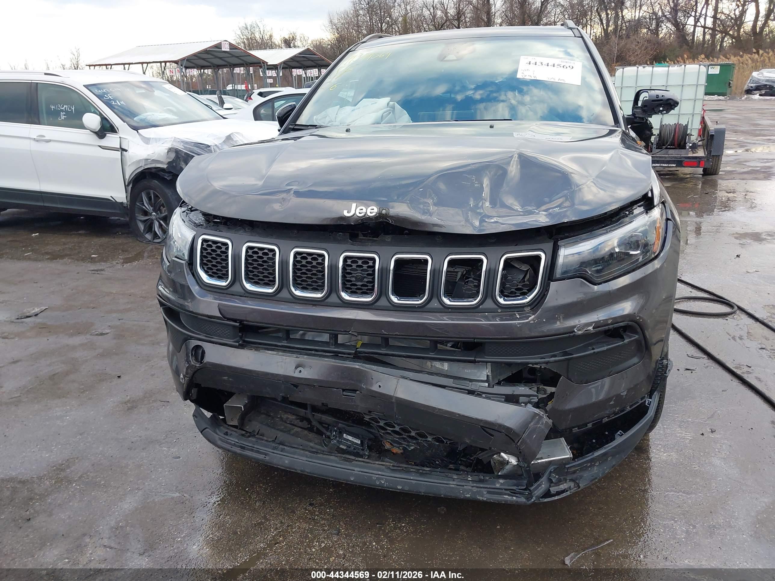 JEEP COMPASS image 6
