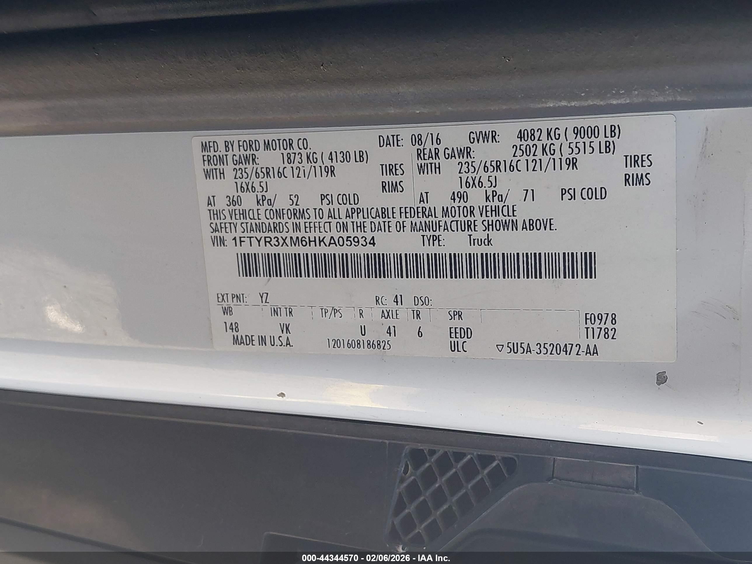 FORD TRANSIT-250 image 9