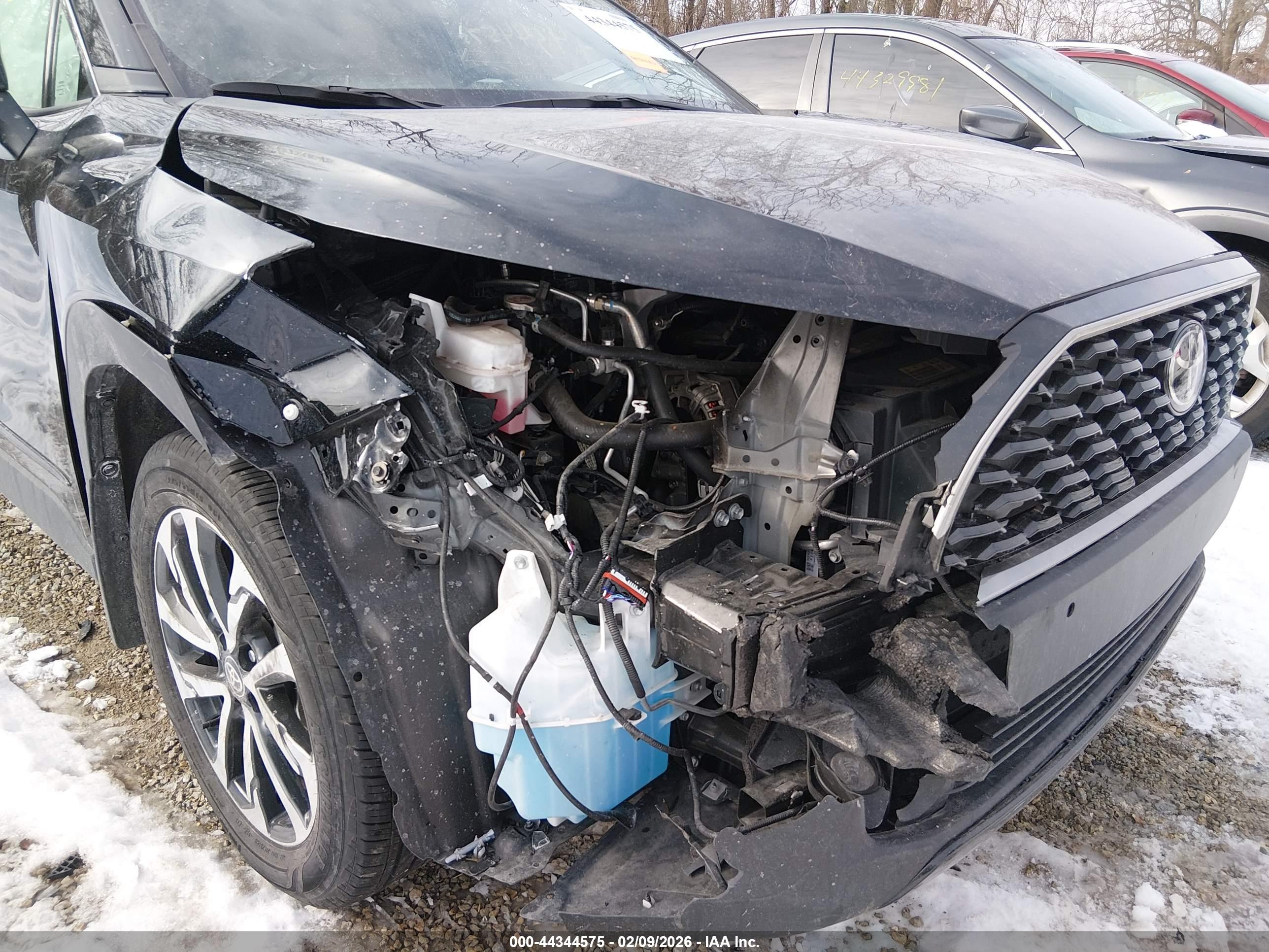 TOYOTA COROLLA image 6