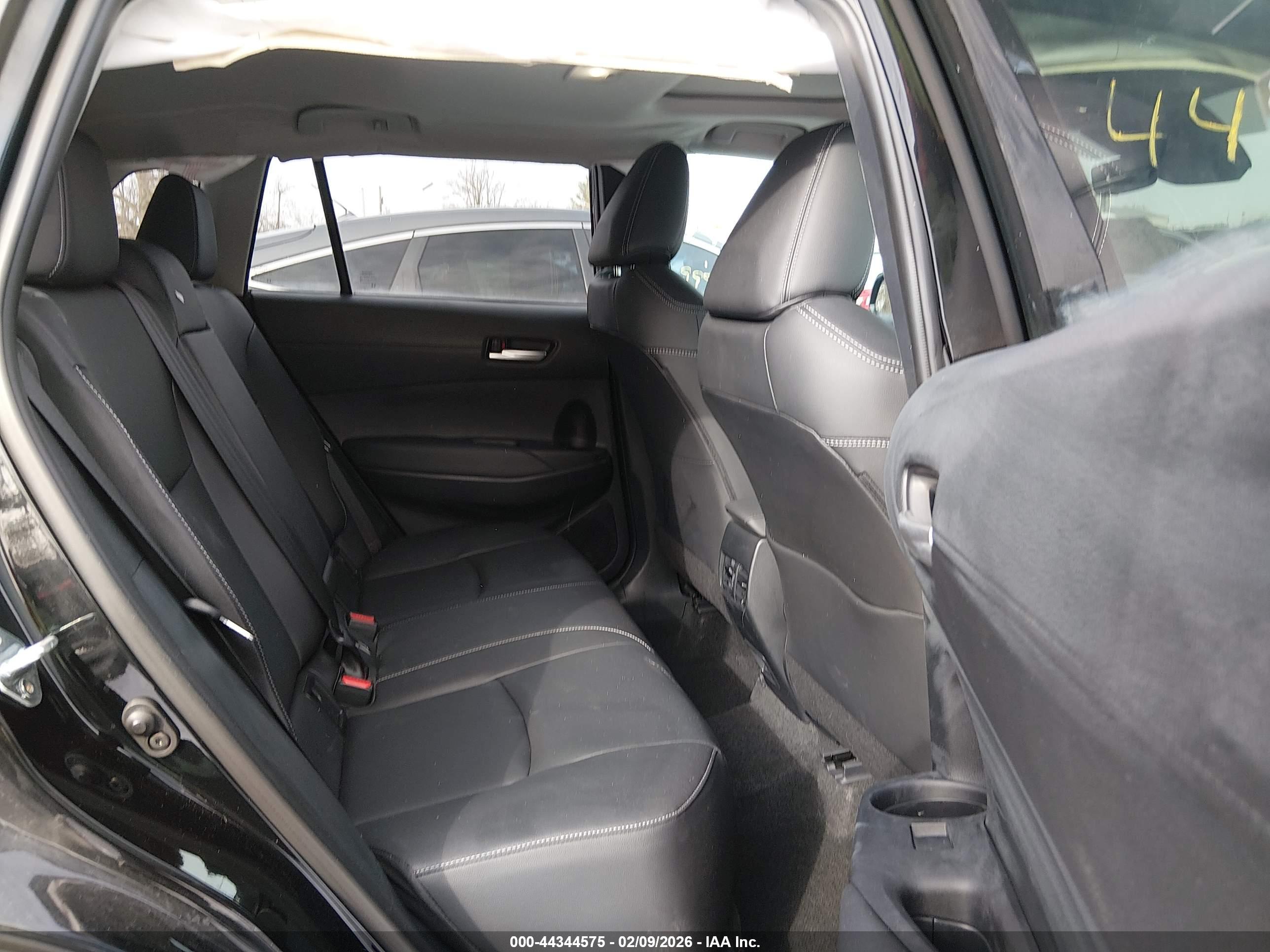 TOYOTA COROLLA image 8