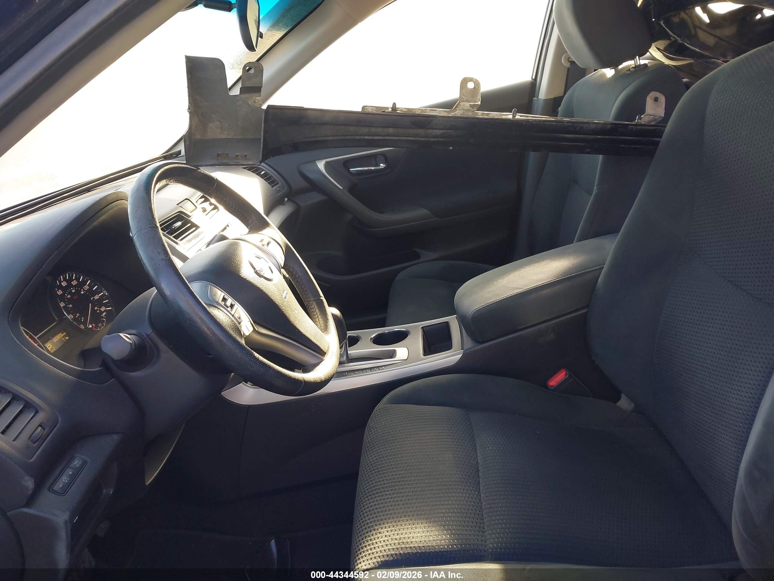 NISSAN ALTIMA image 5