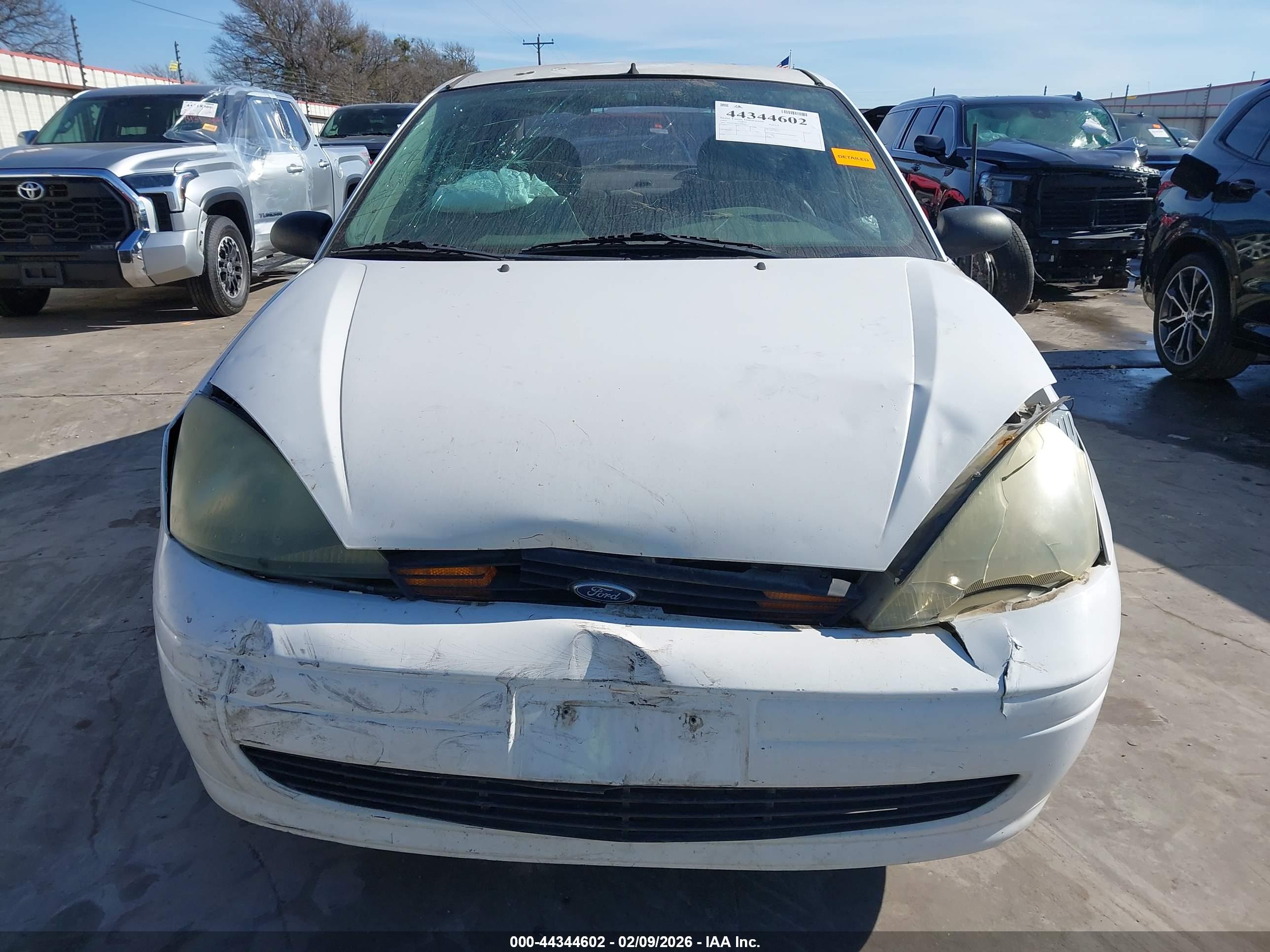 FORD FOCUS image 6