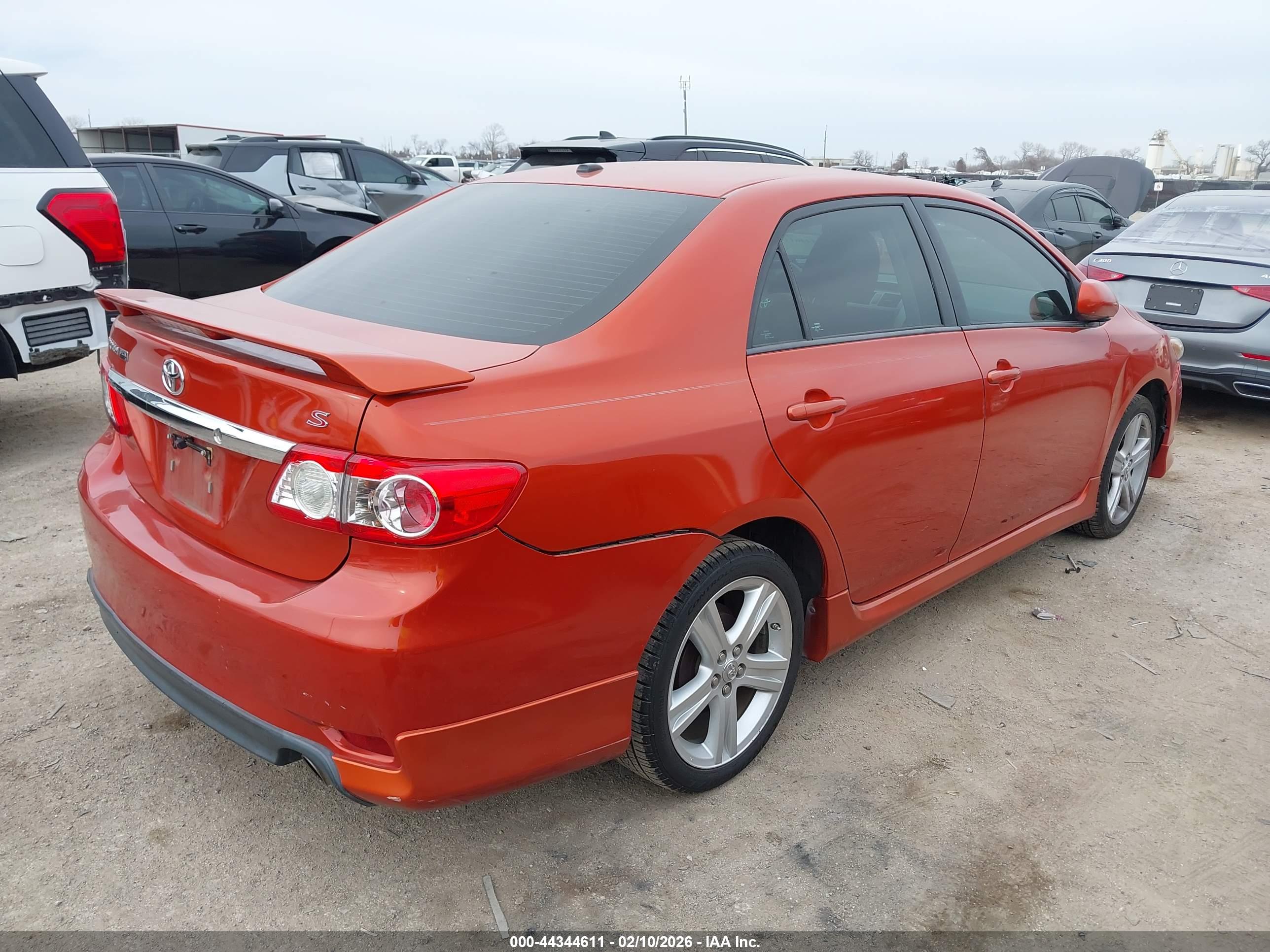 TOYOTA COROLLA image 4
