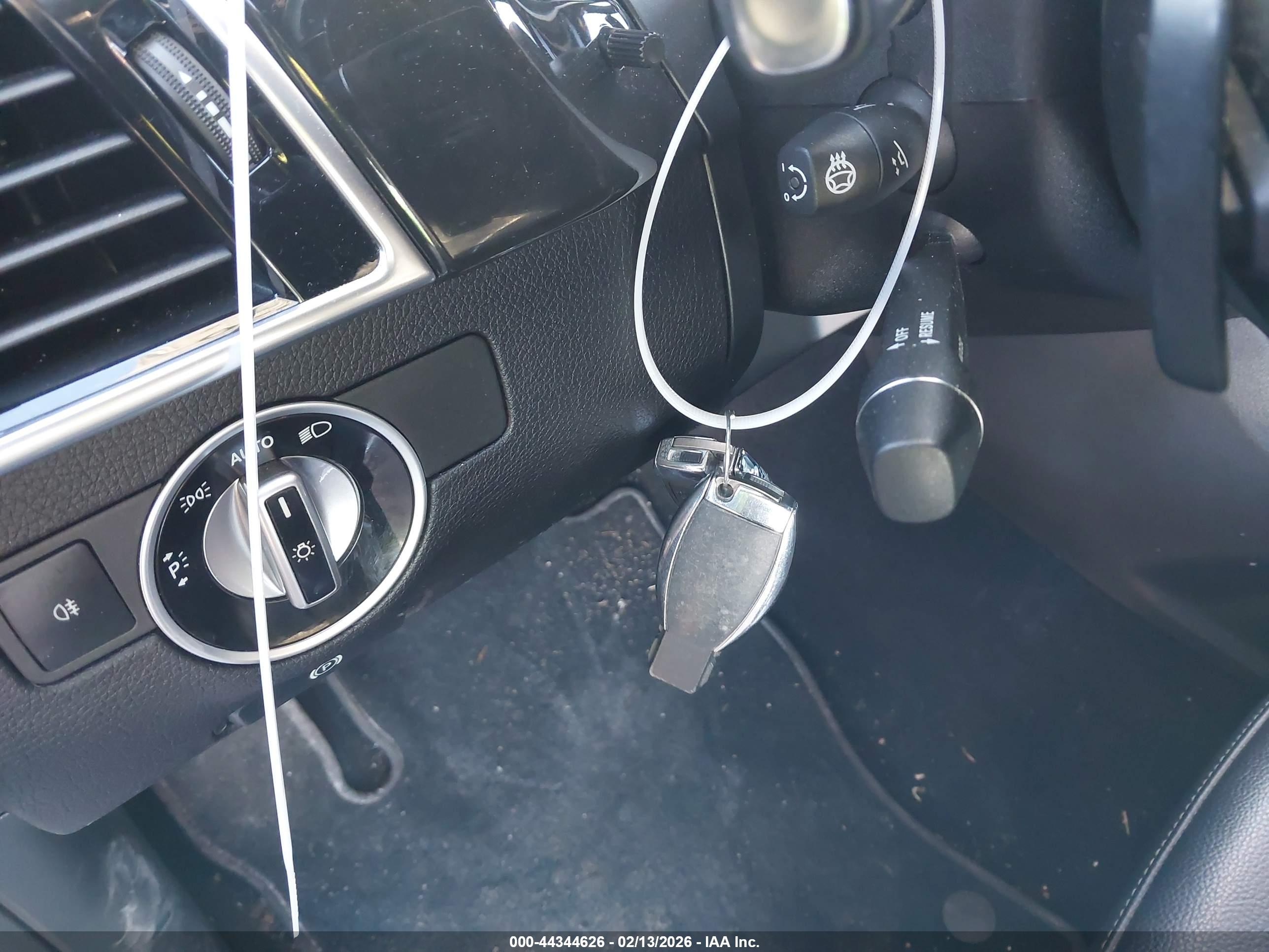 MERCEDES-BENZ GLE image 11
