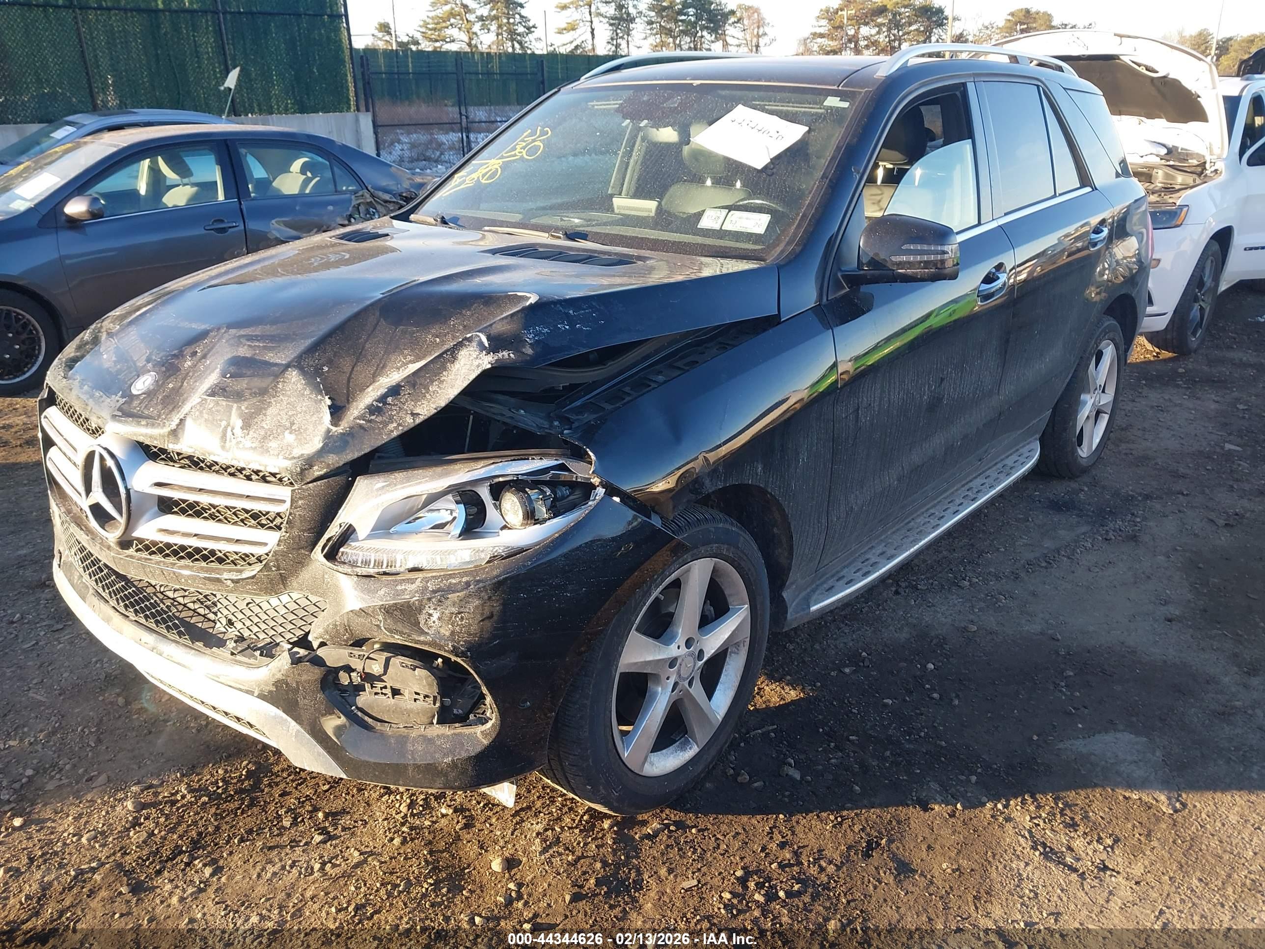 MERCEDES-BENZ GLE image 2