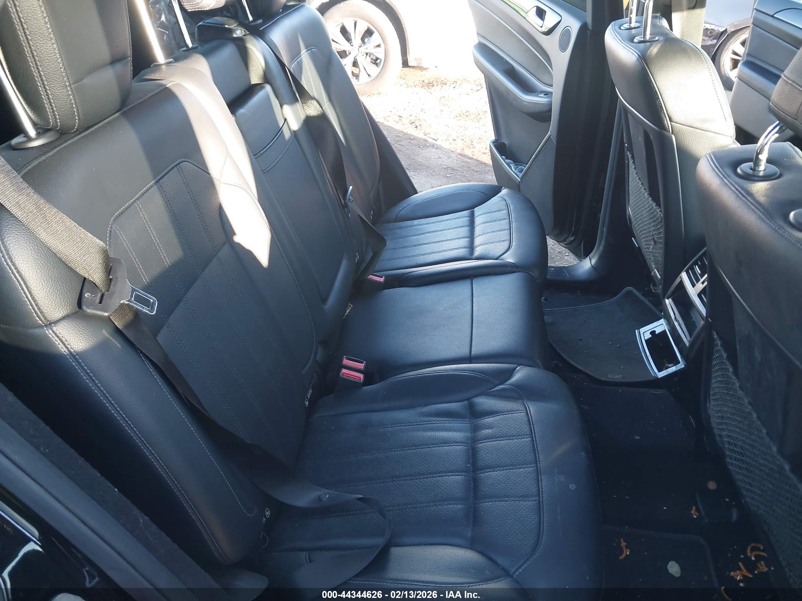 MERCEDES-BENZ GLE image 8