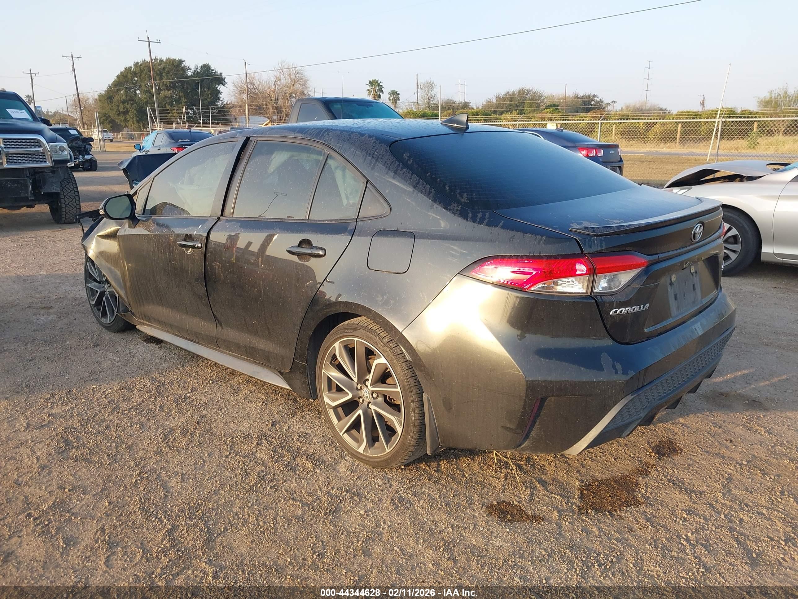 TOYOTA COROLLA image 3