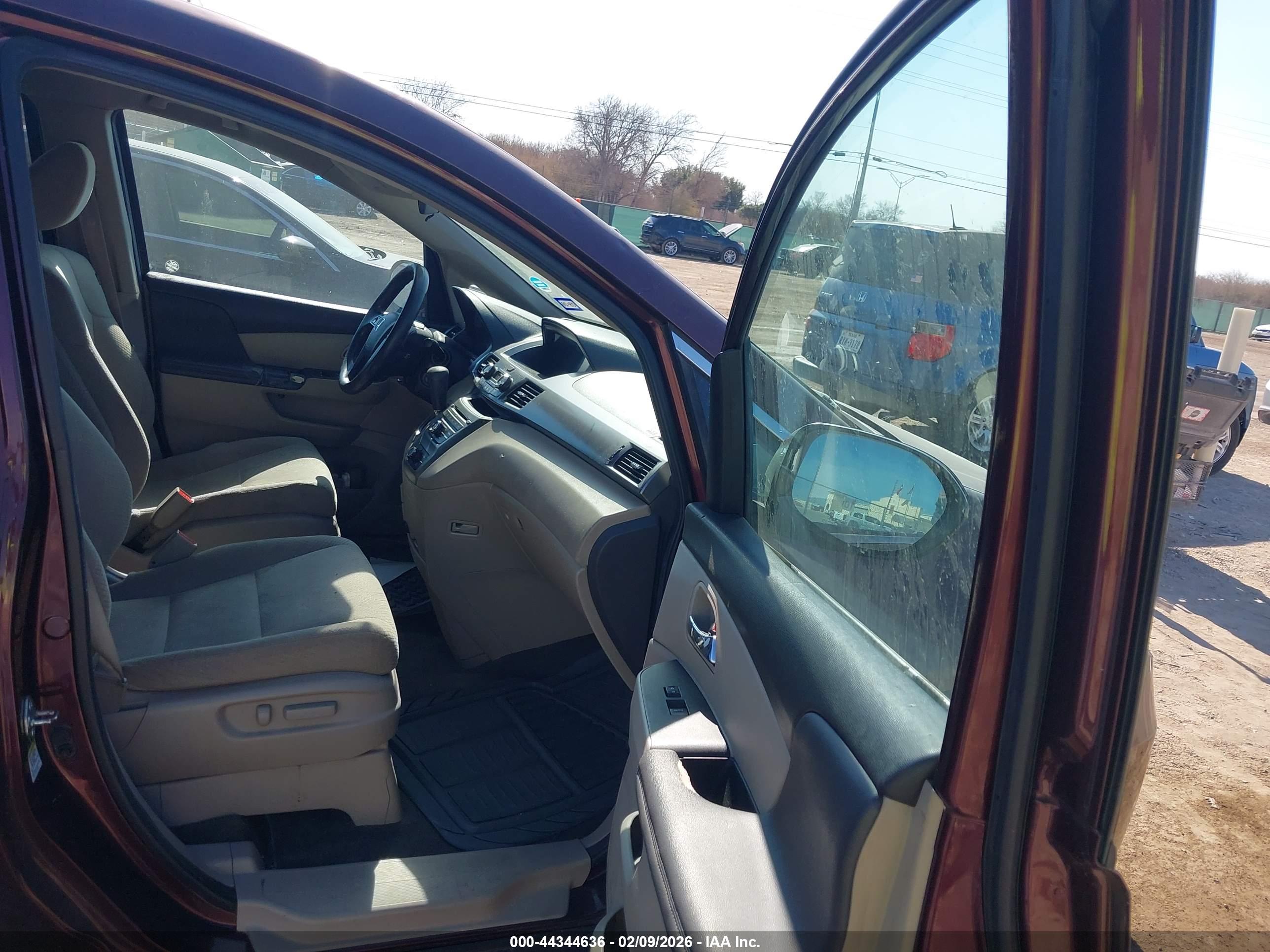HONDA ODYSSEY image 5