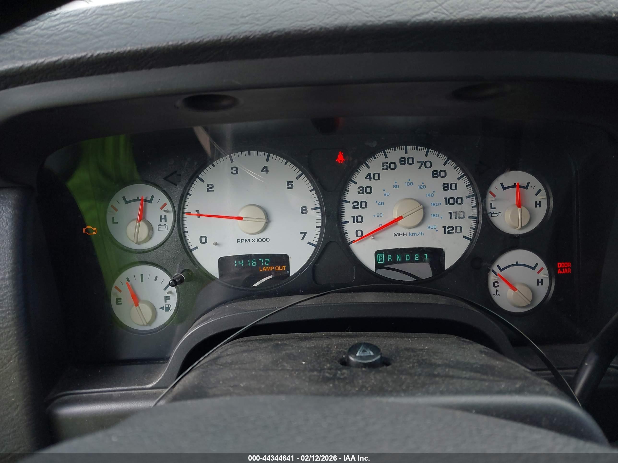 DODGE RAM image 7