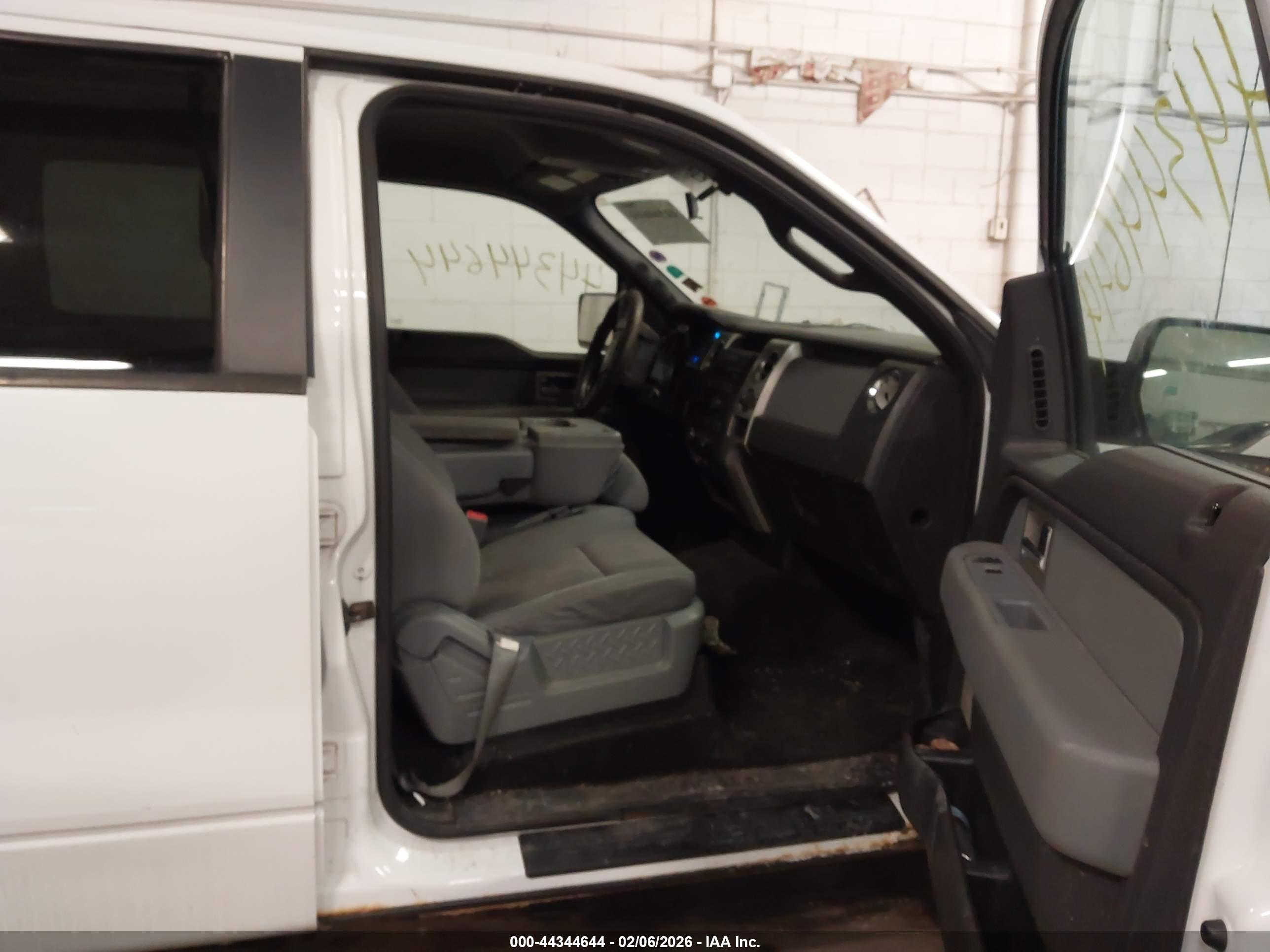 FORD F-150 image 5