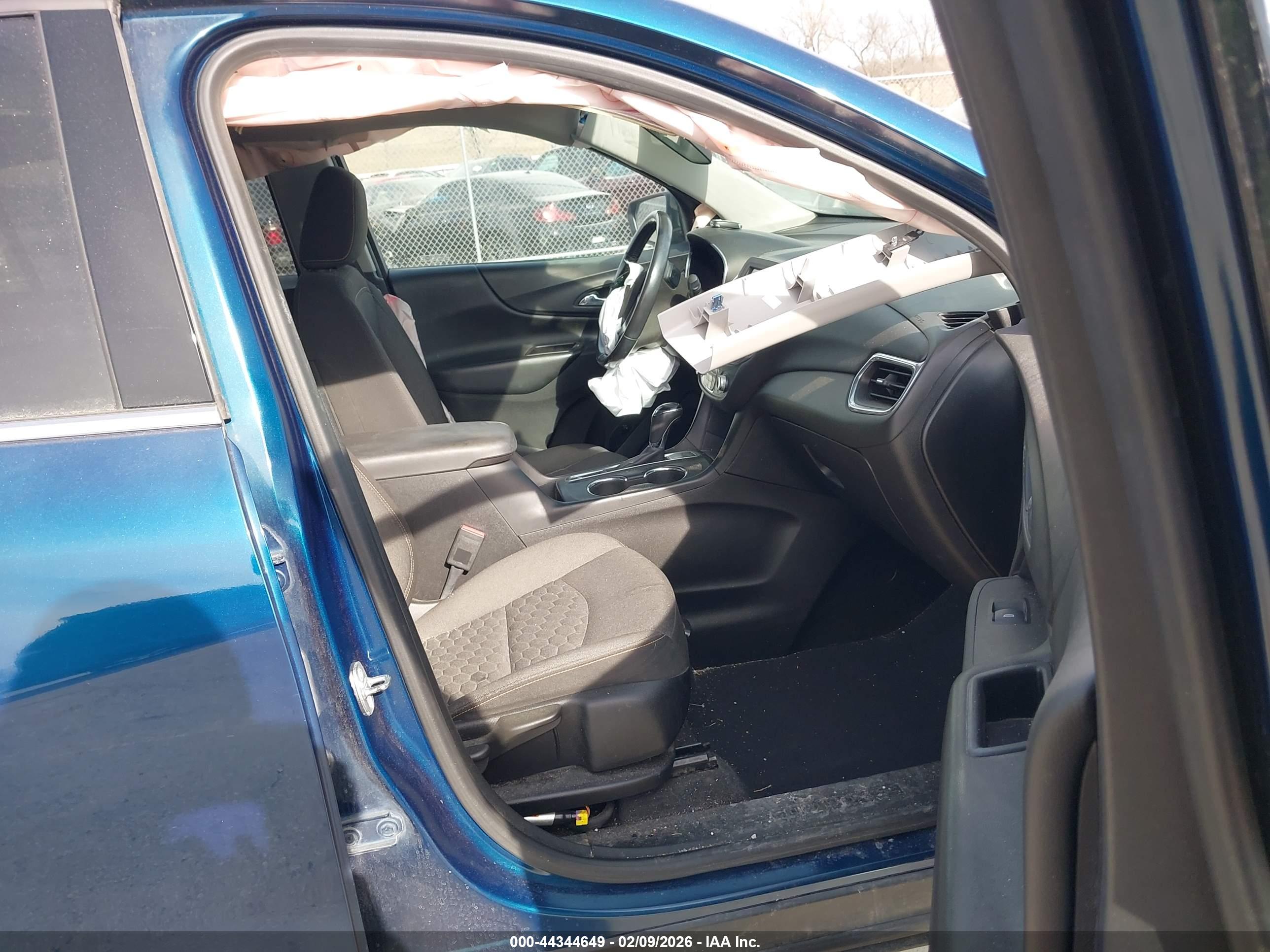 CHEVROLET EQUINOX image 5