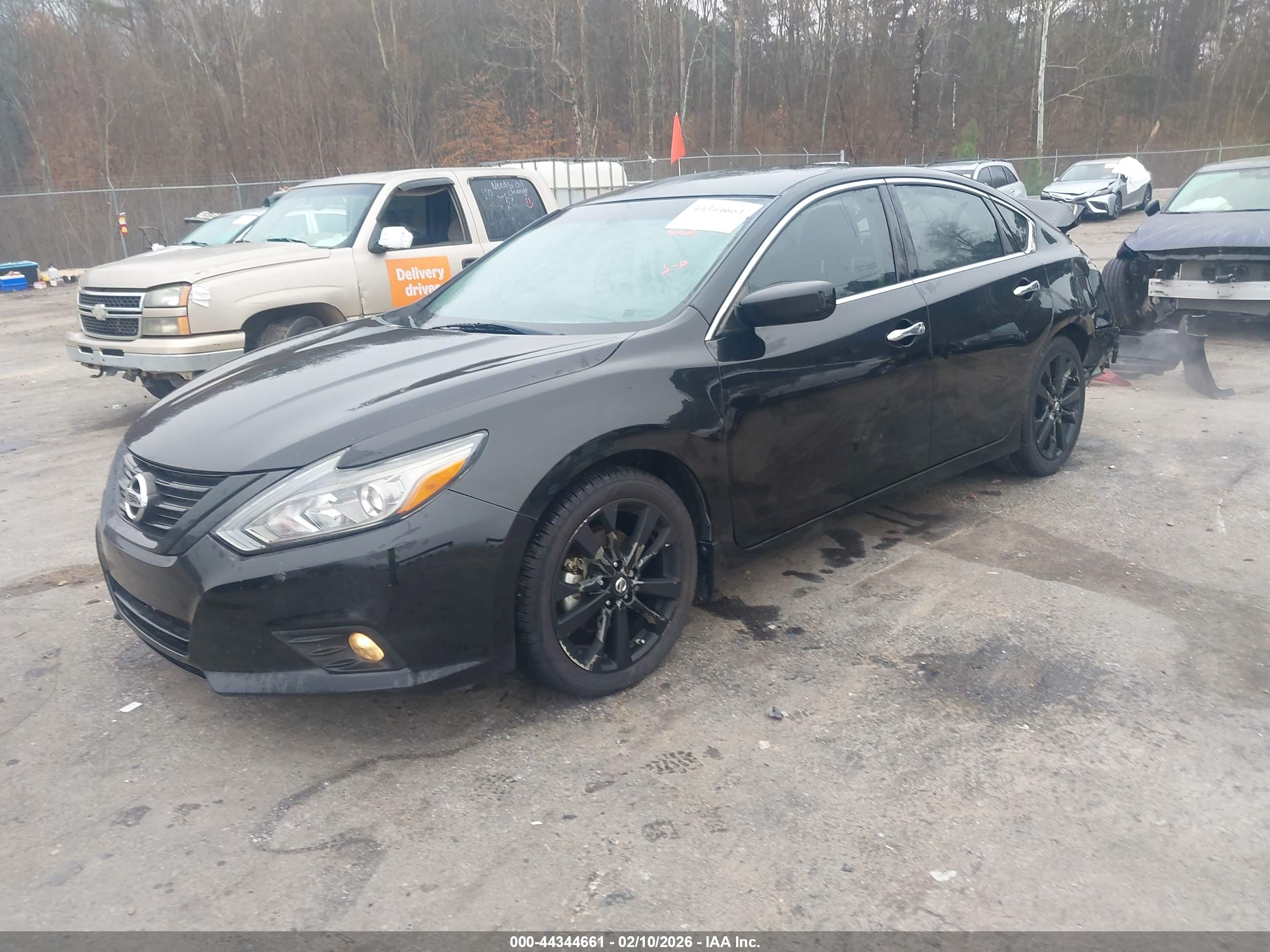 NISSAN ALTIMA image 2