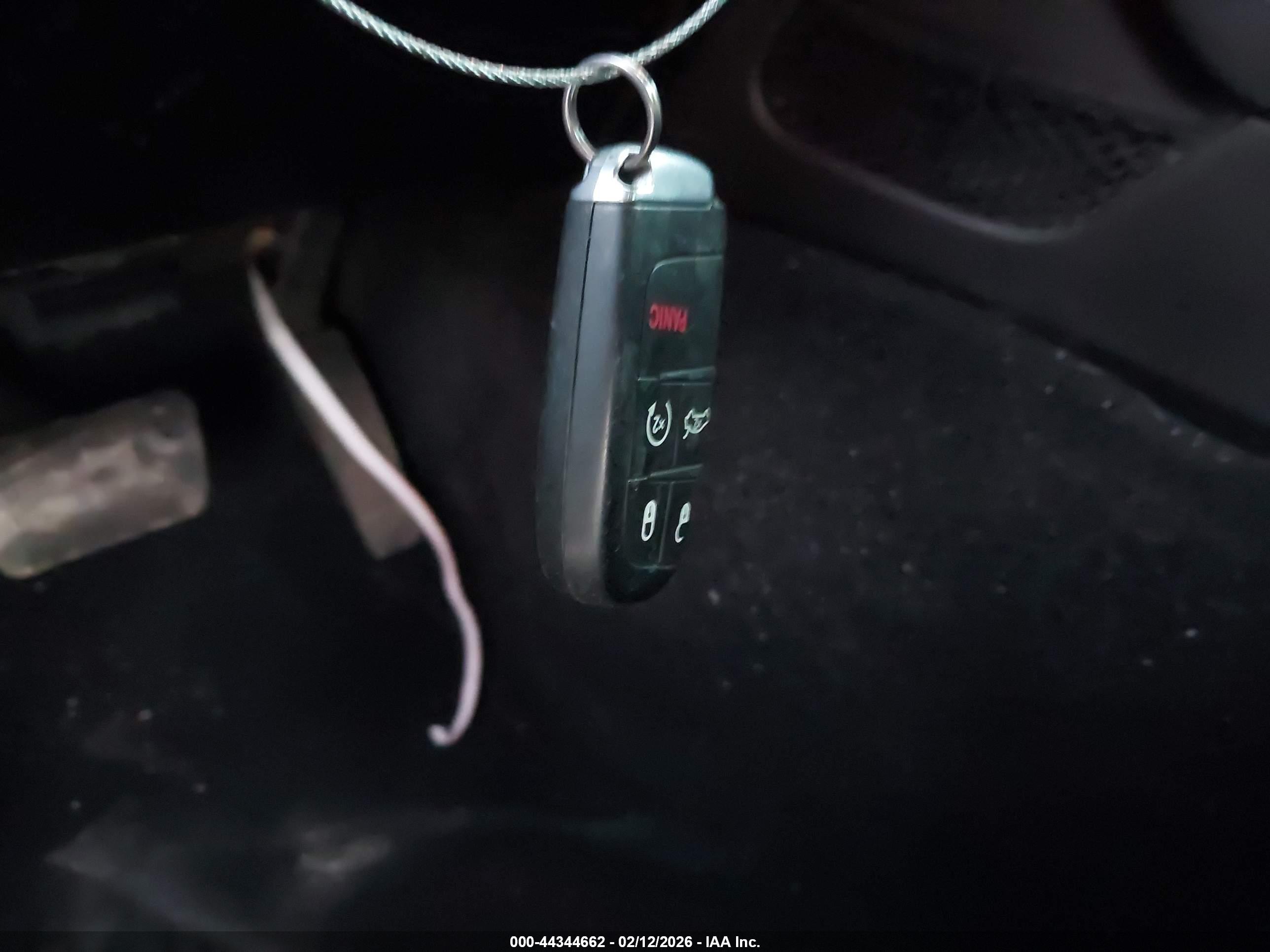 DODGE CHALLENGER image 11