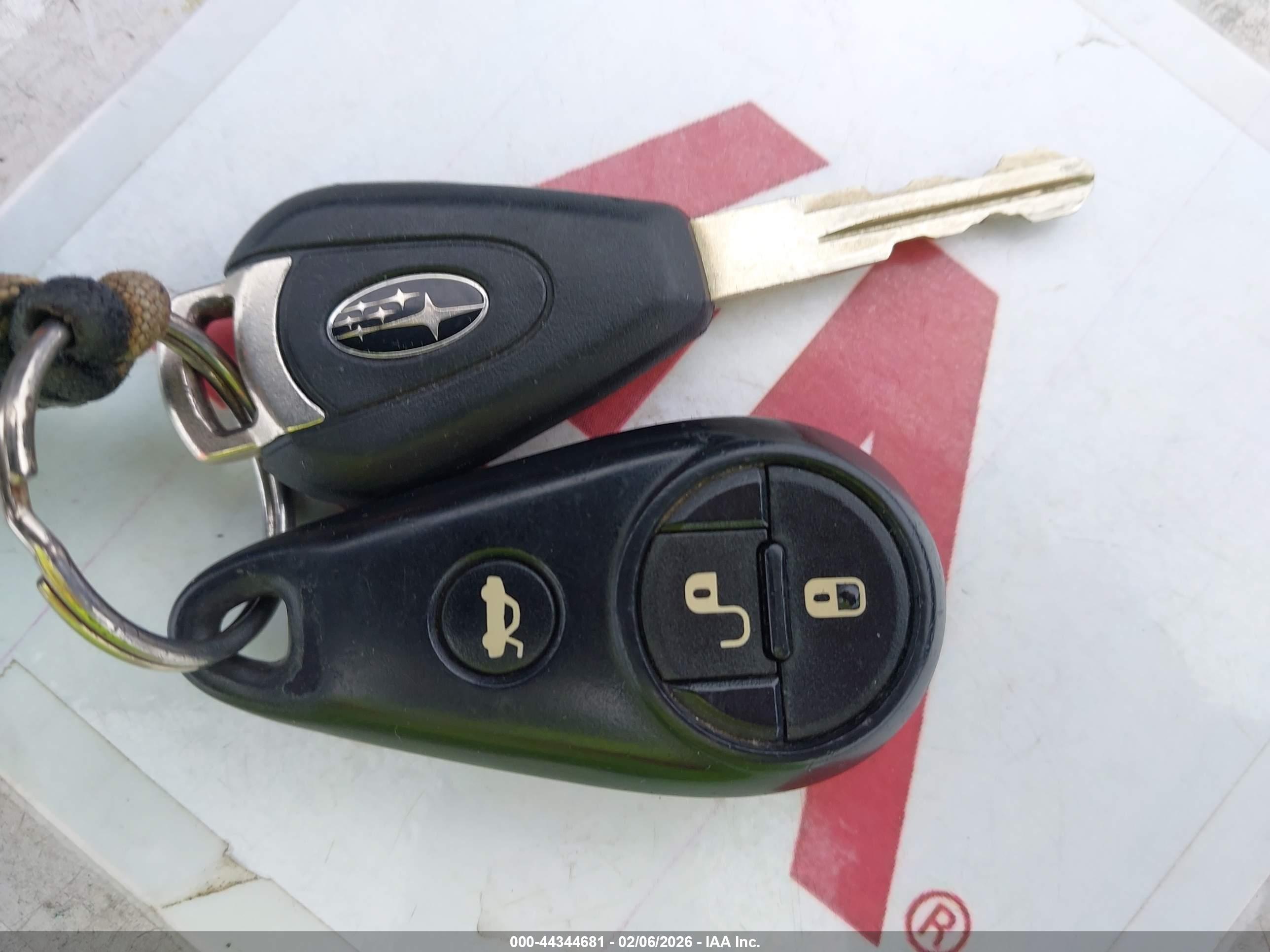 SUBARU OUTBACK image 11