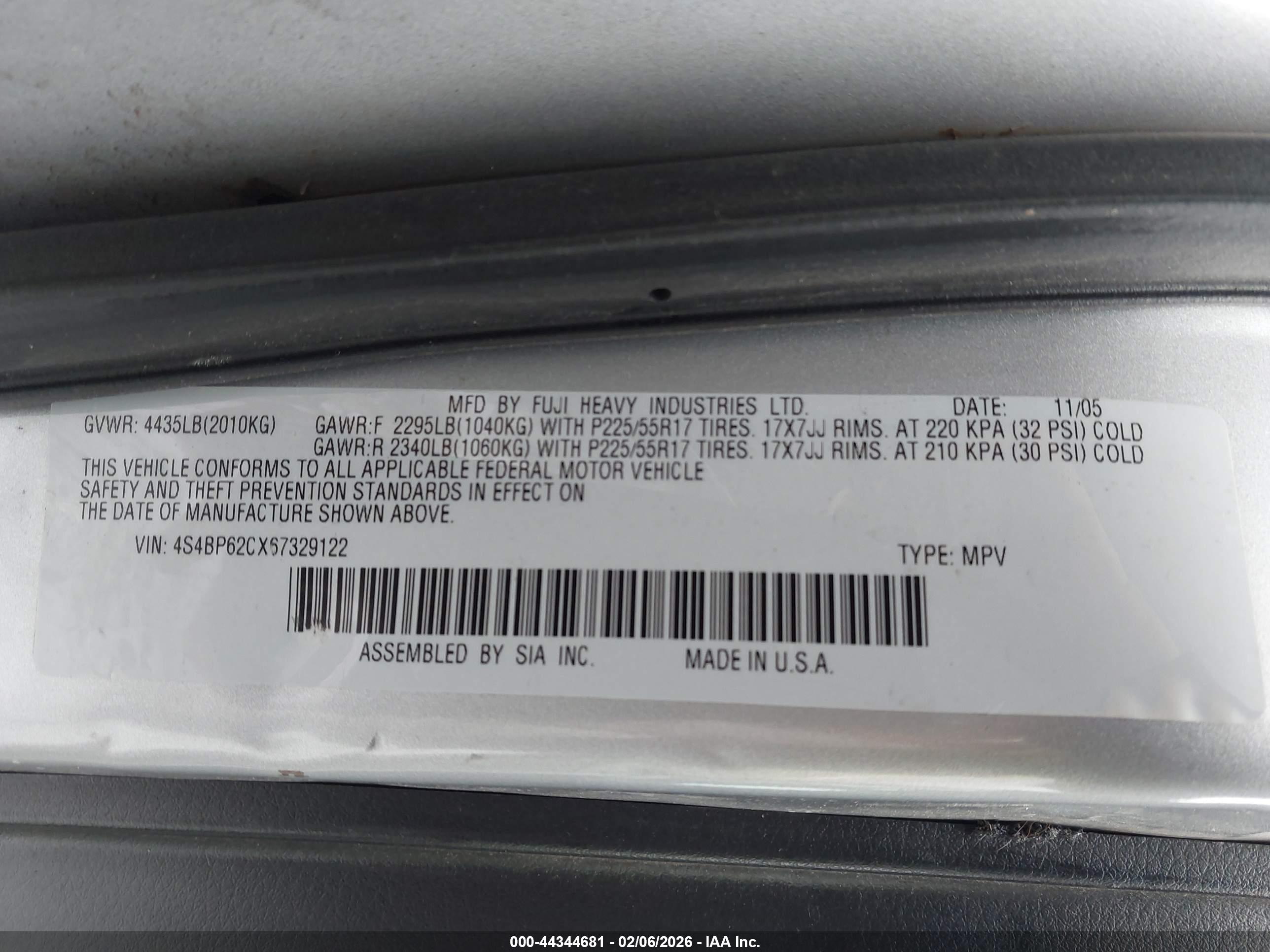 SUBARU OUTBACK image 9