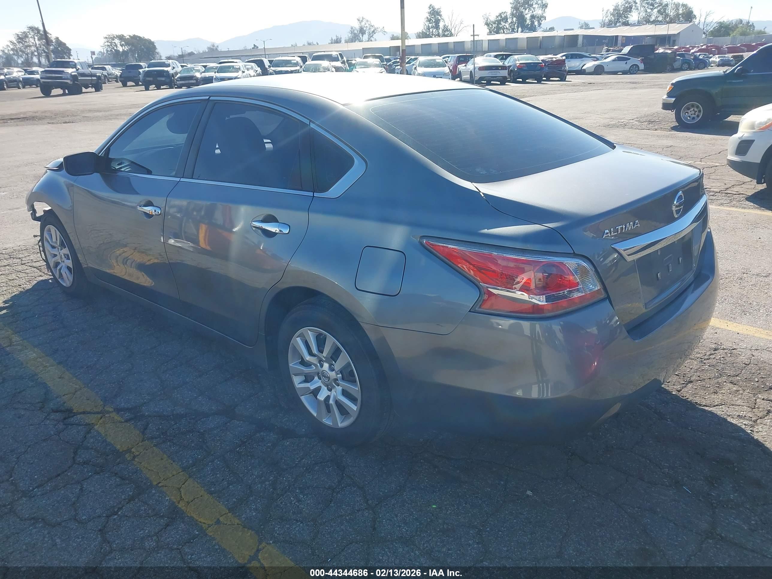 NISSAN ALTIMA image 3