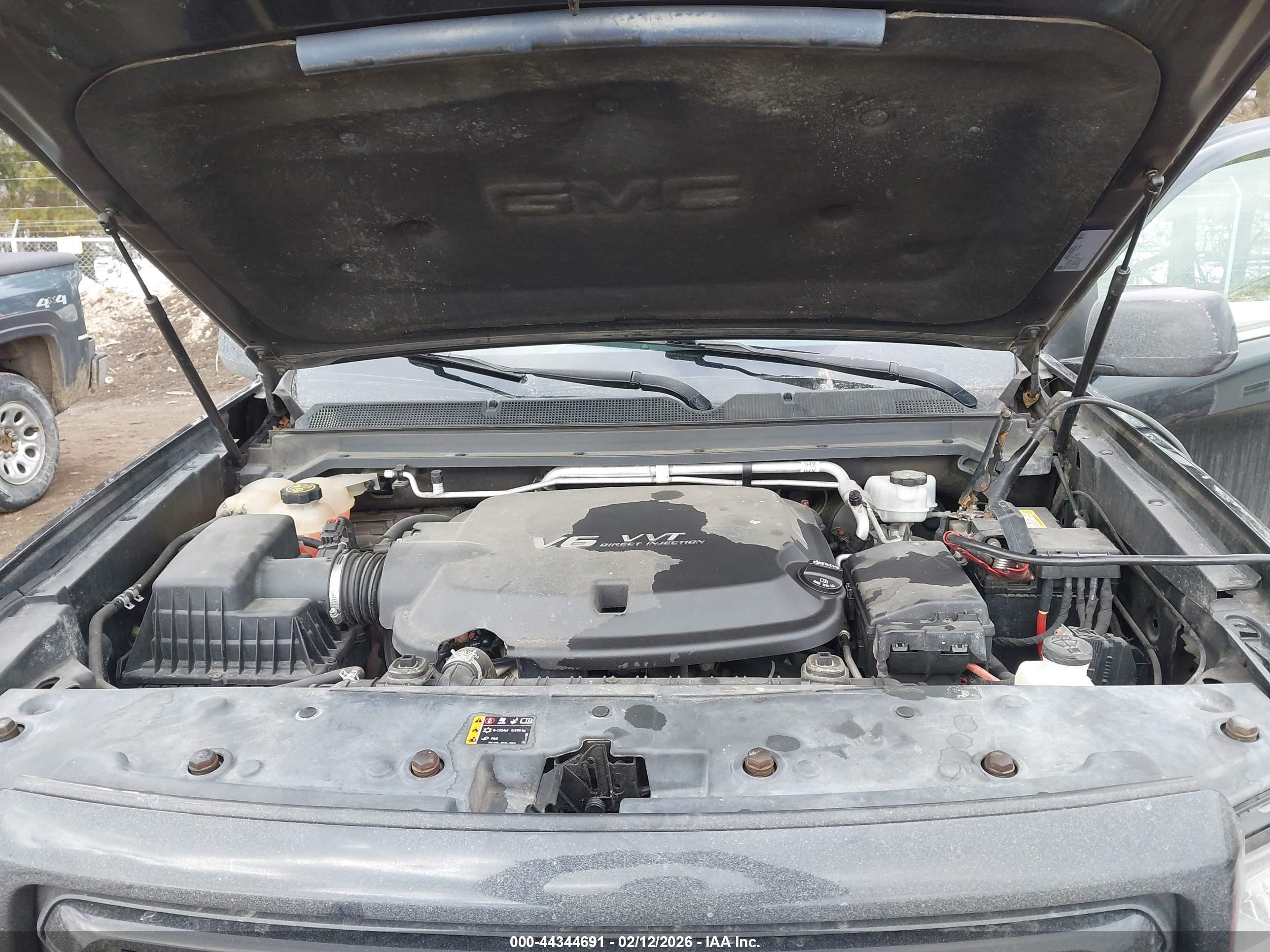 GMC CANYON image 10