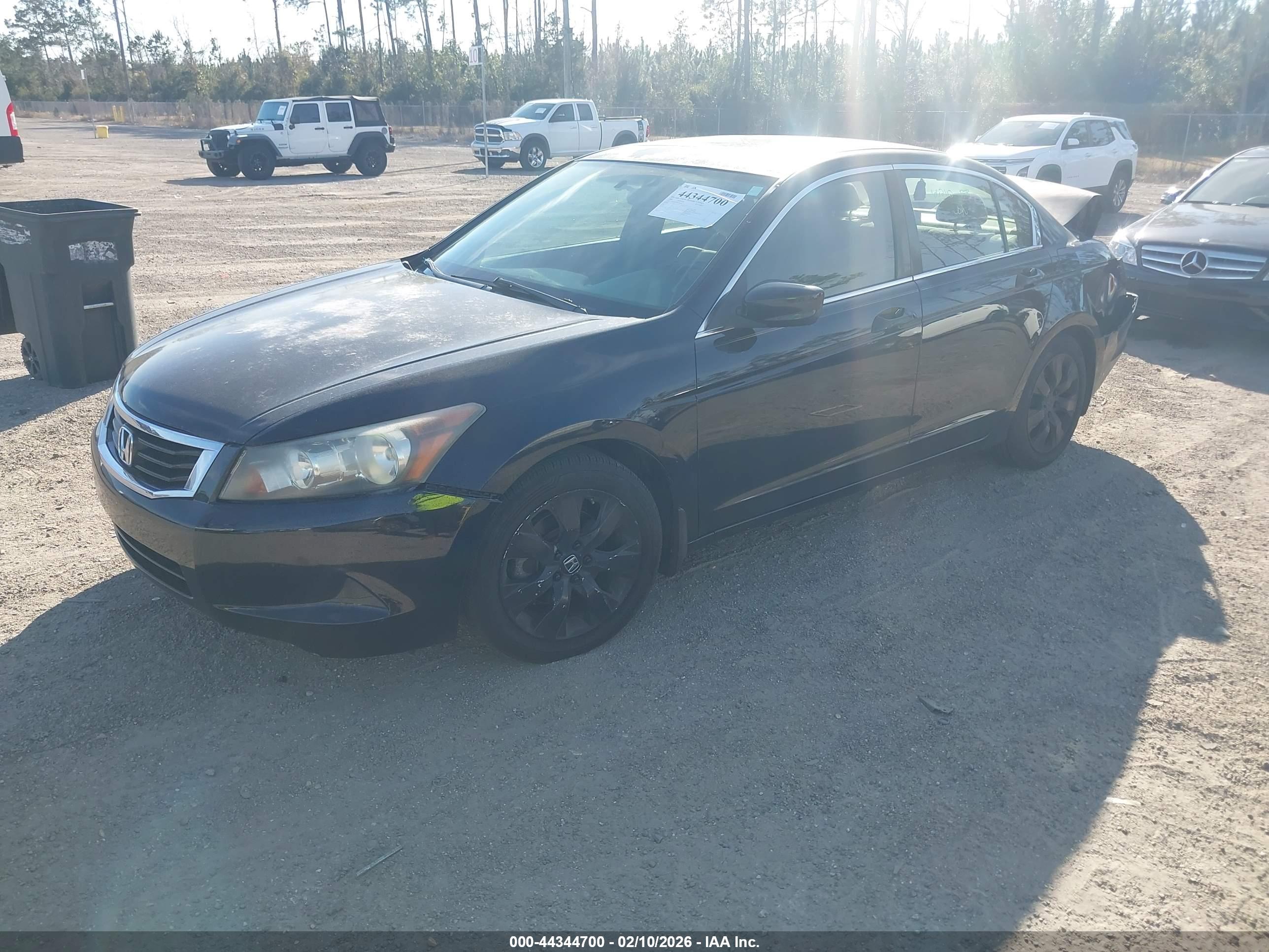 HONDA ACCORD image 2