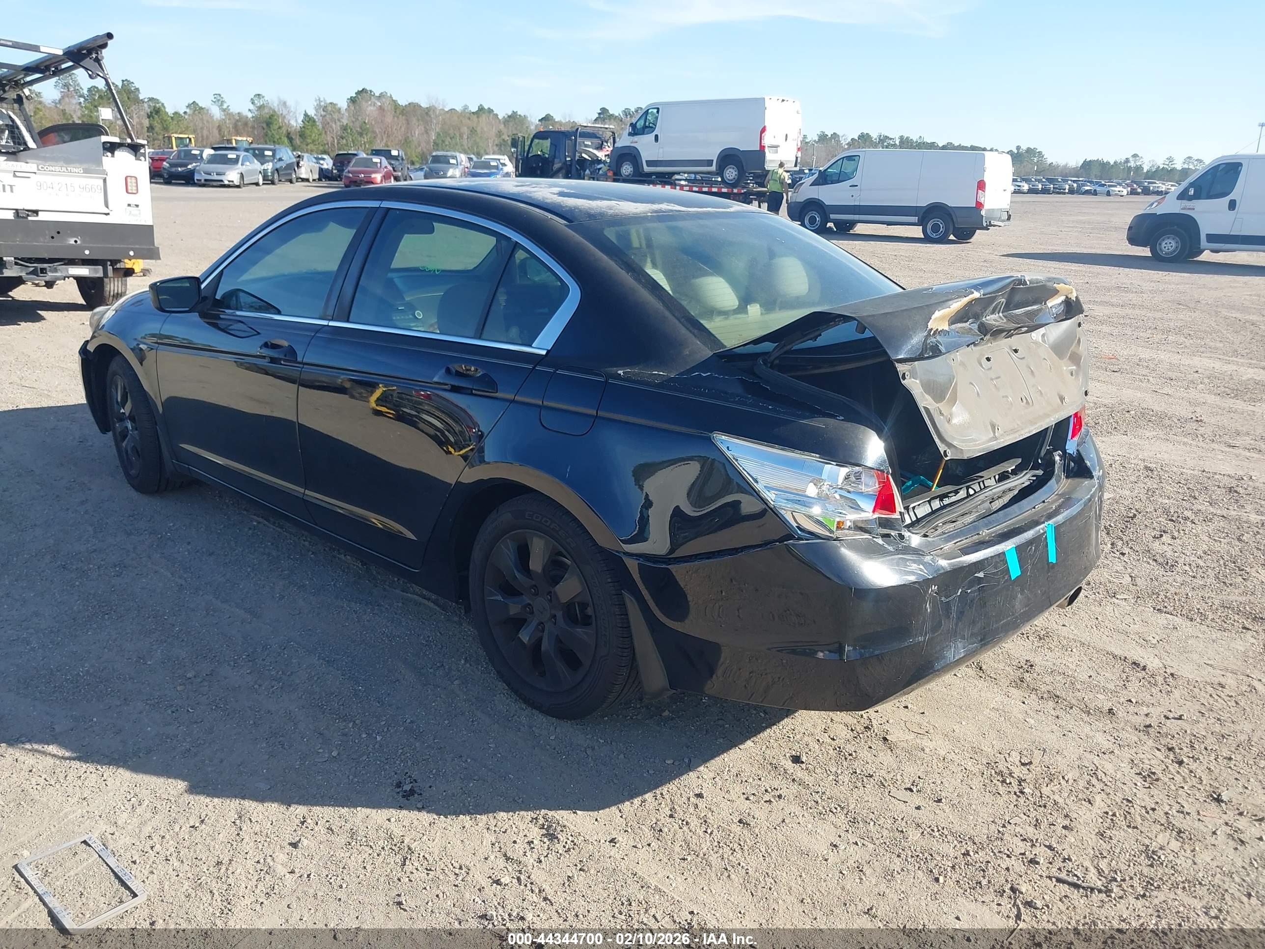 HONDA ACCORD image 3