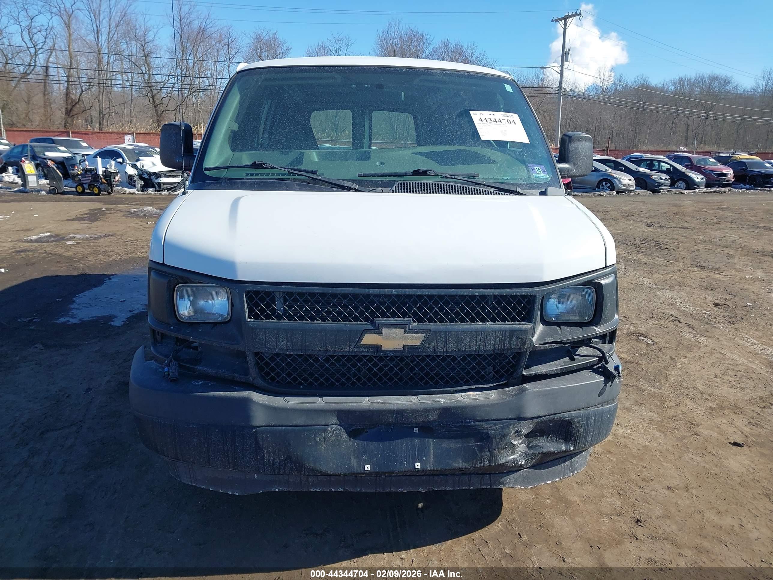 CHEVROLET EXPRESS image 6