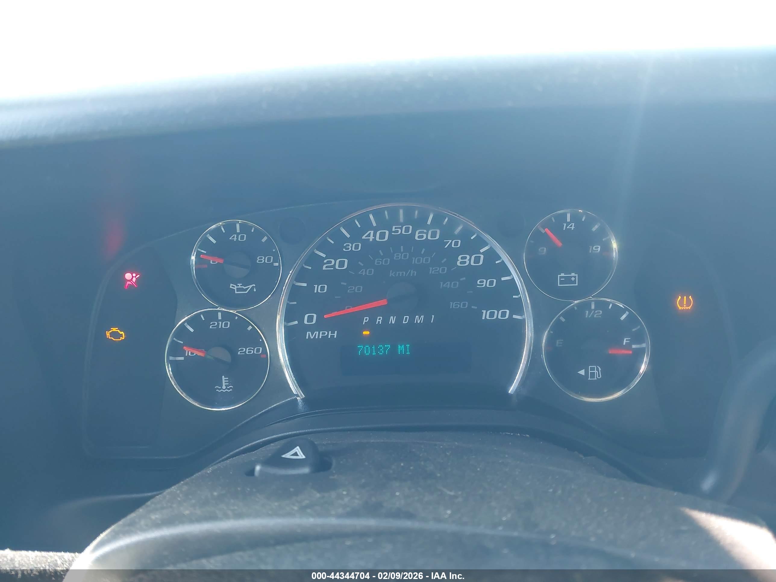 CHEVROLET EXPRESS image 7