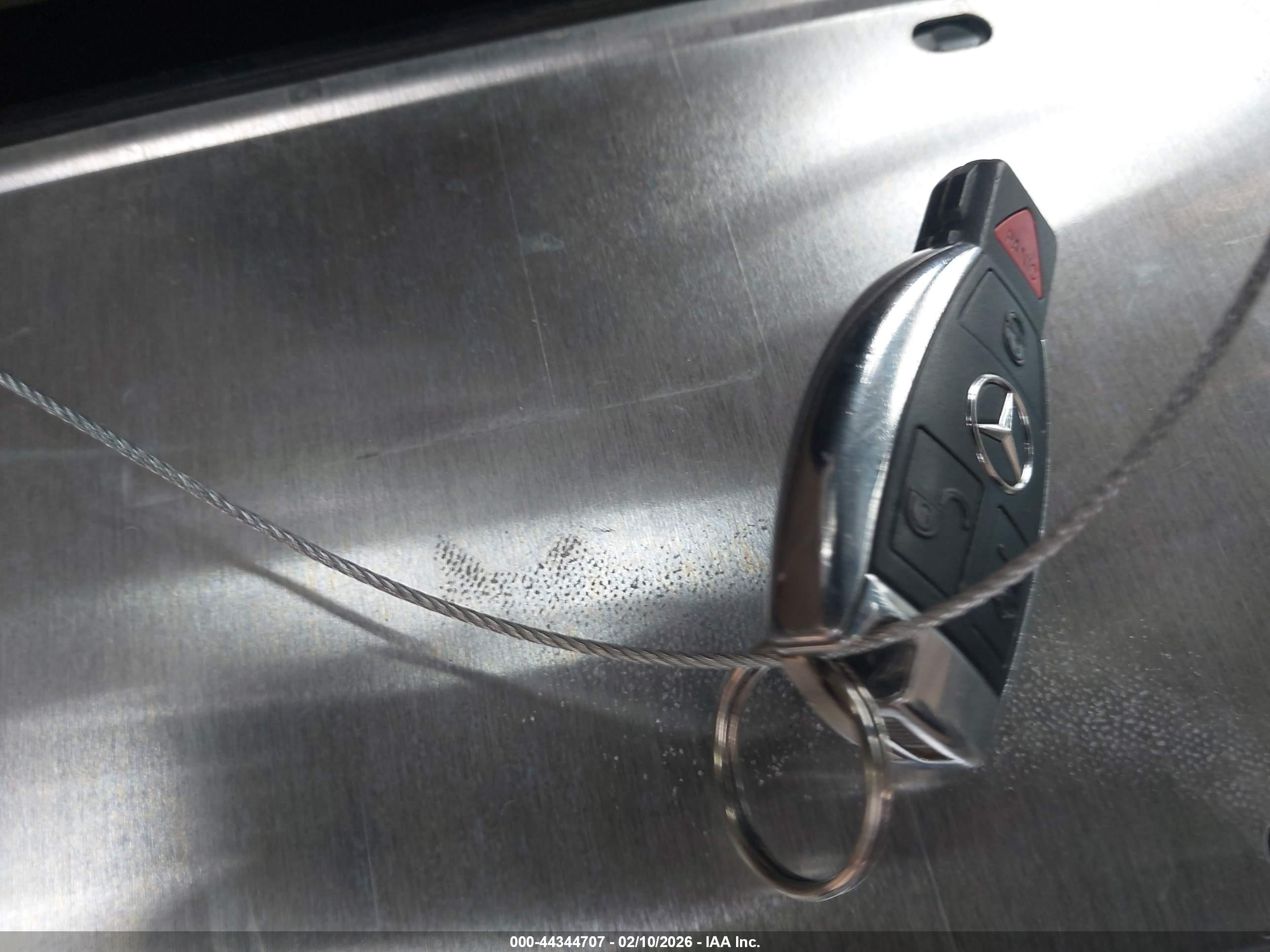 MERCEDES-BENZ C image 11