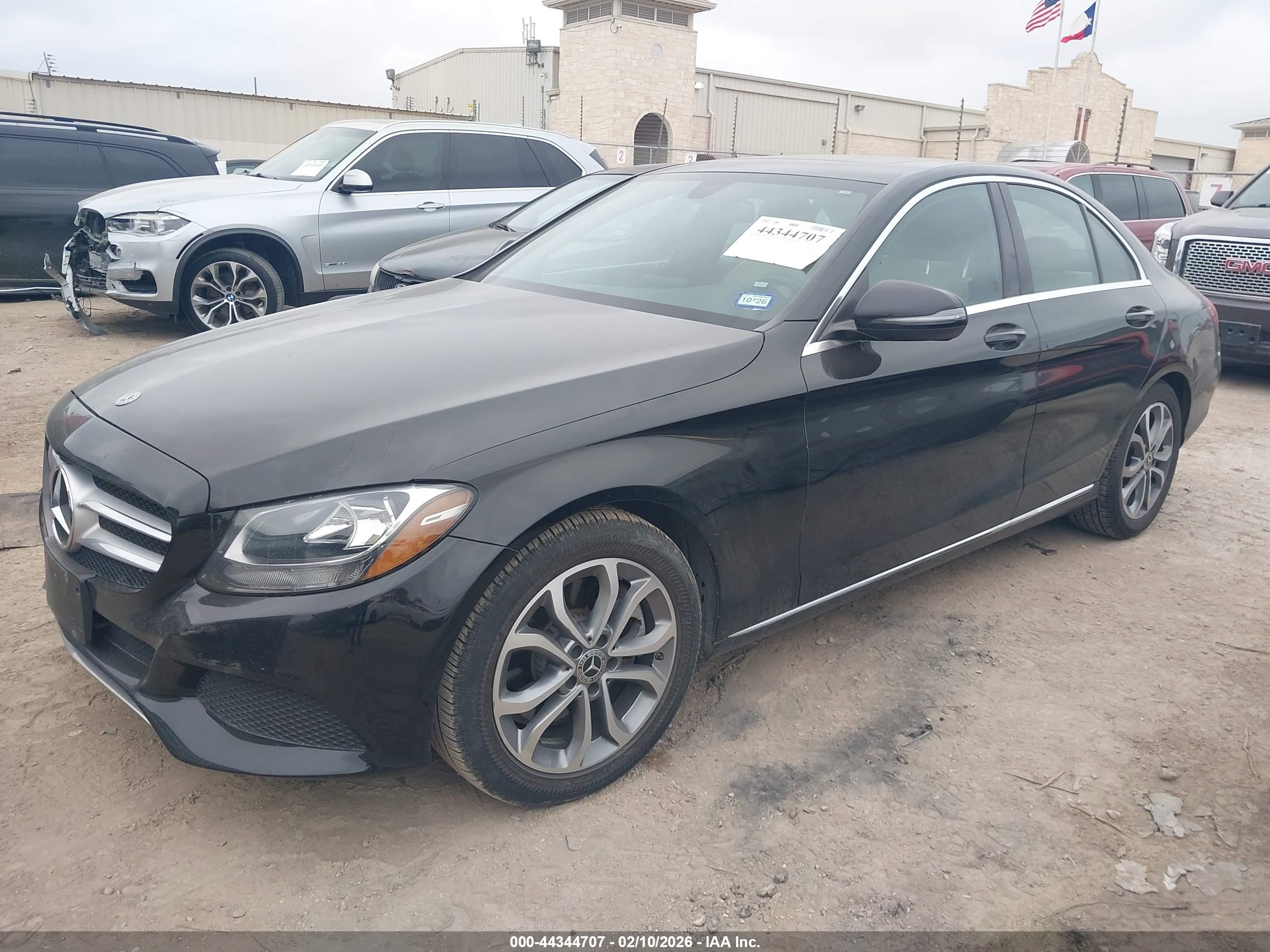 MERCEDES-BENZ C image 2