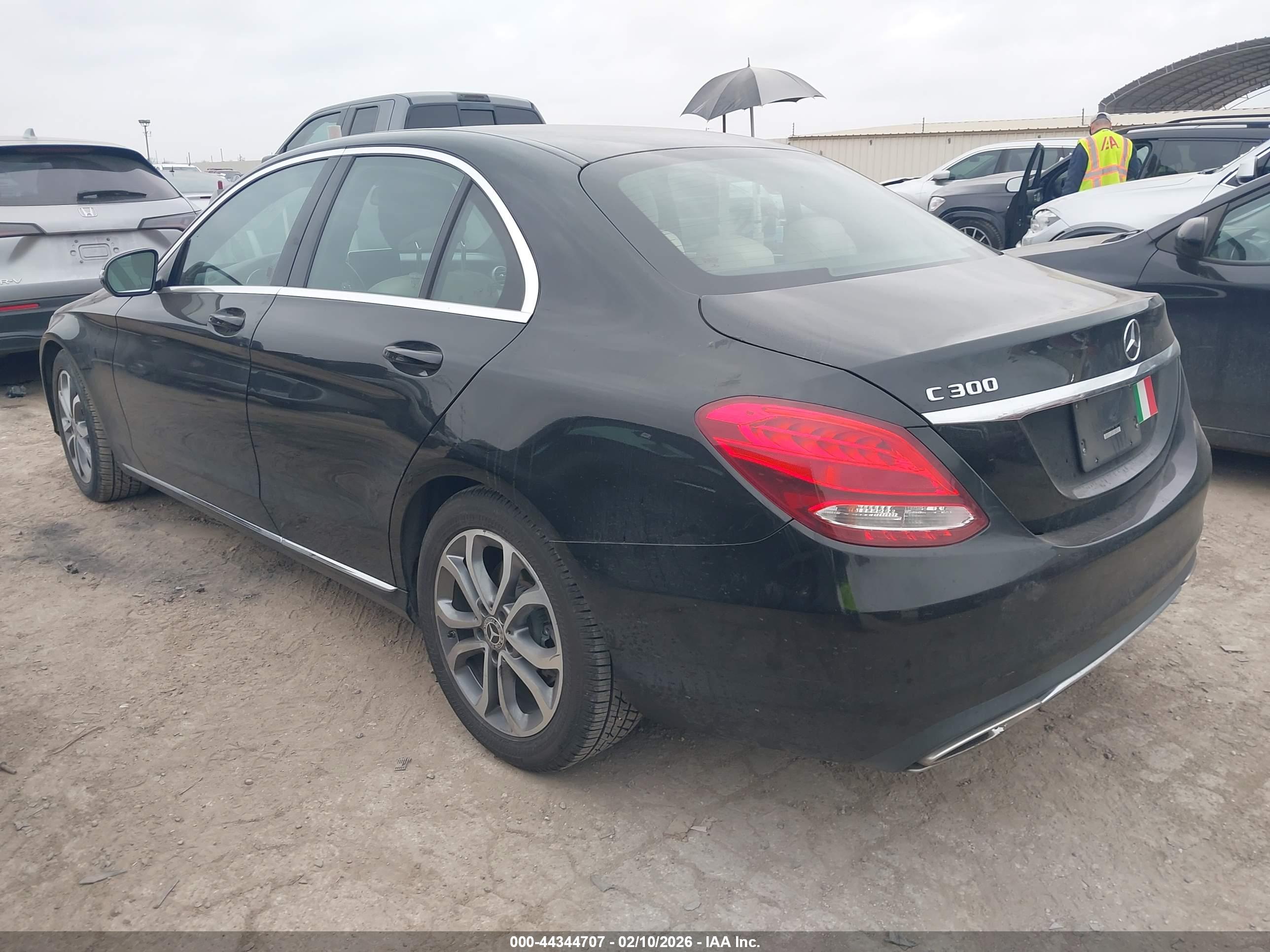 MERCEDES-BENZ C image 3