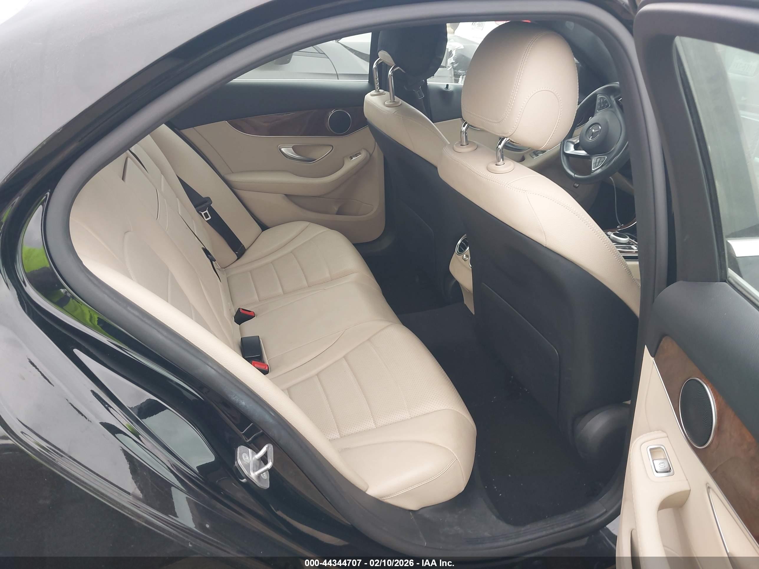 MERCEDES-BENZ C image 8