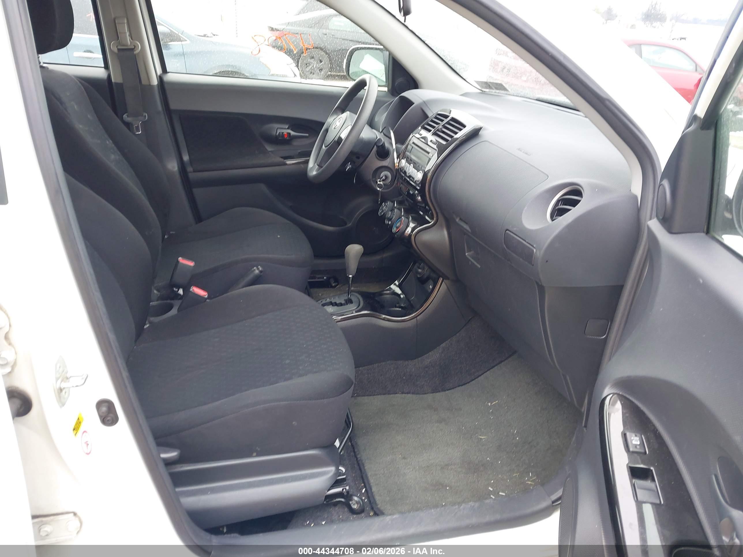 SCION XD image 5