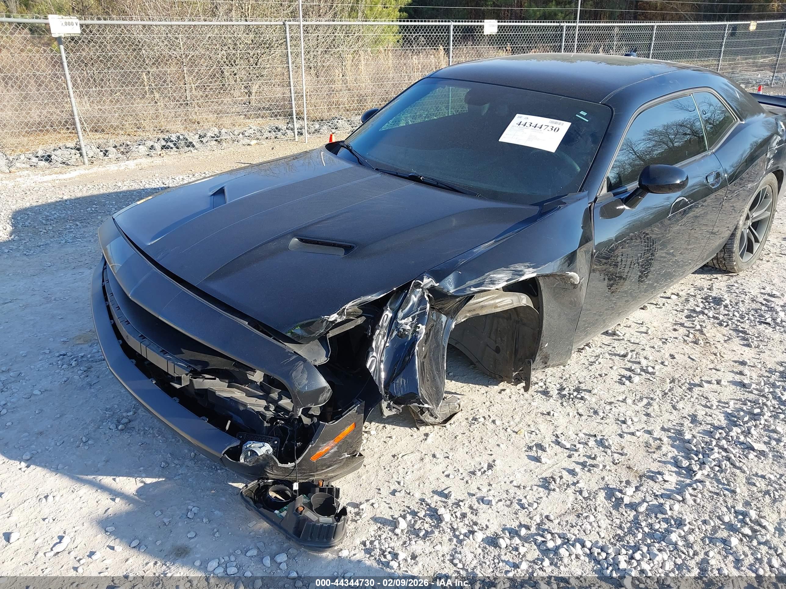 DODGE CHALLENGER image 6
