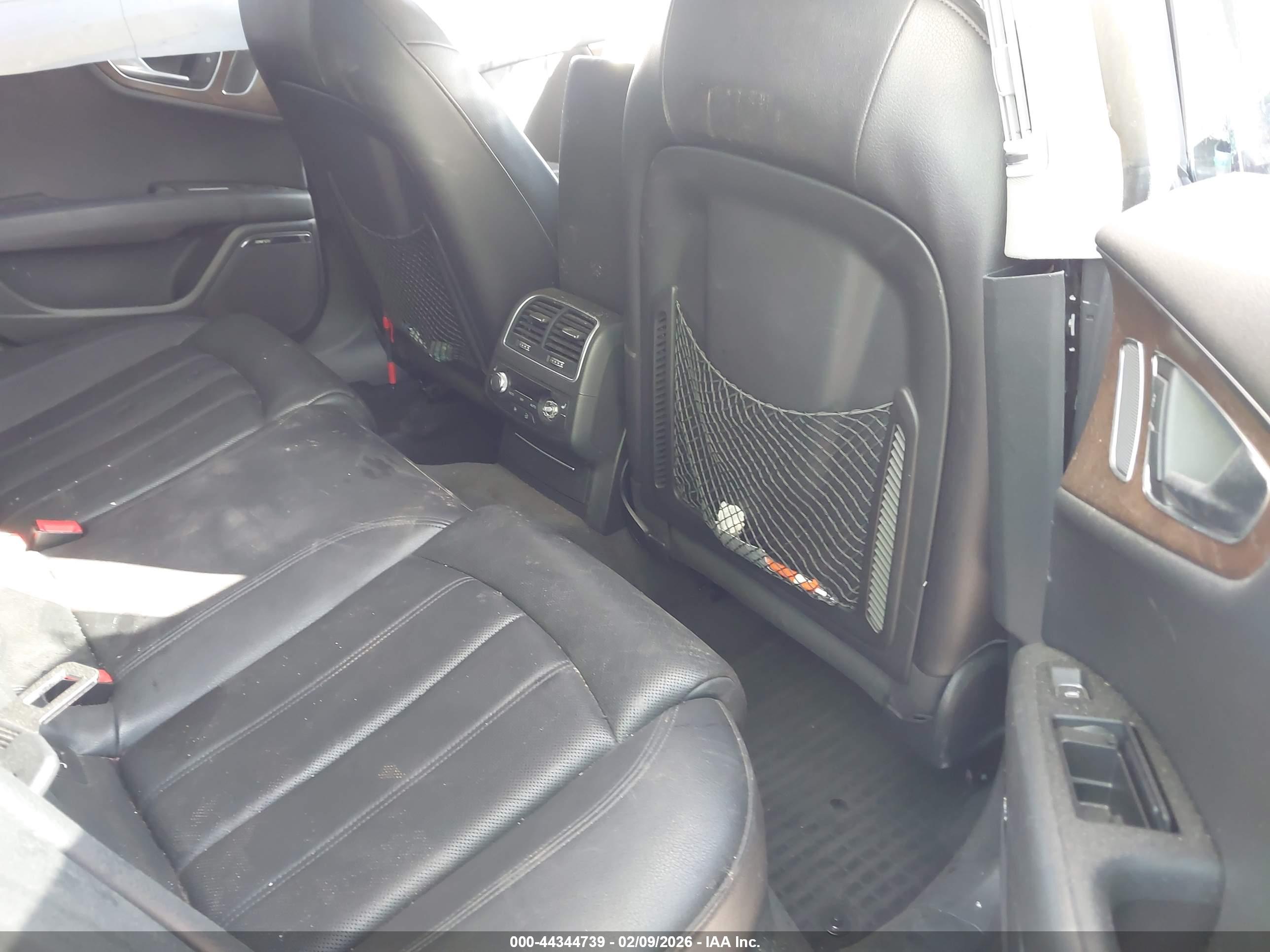 AUDI A7 image 8