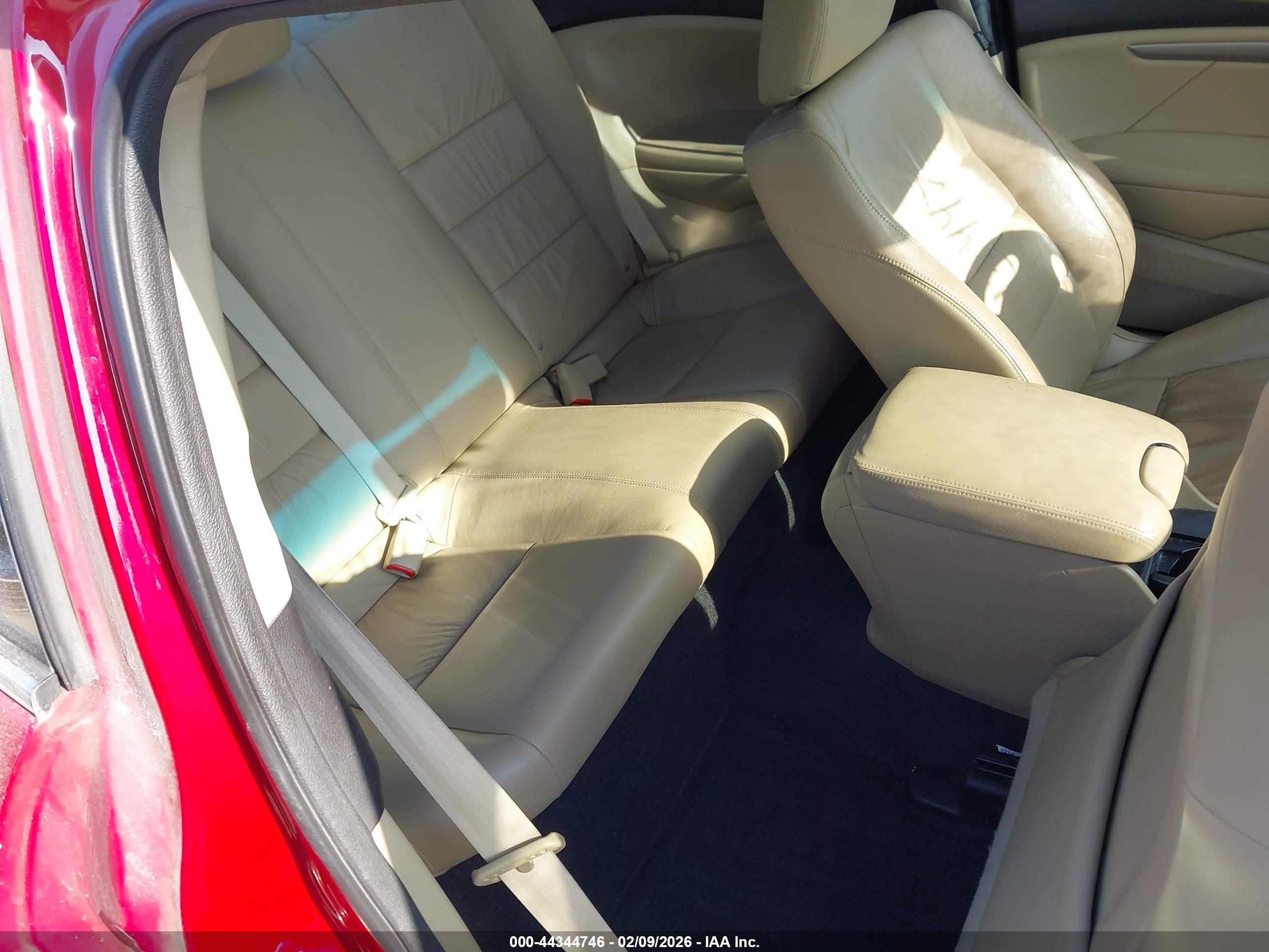 HONDA ACCORD image 8