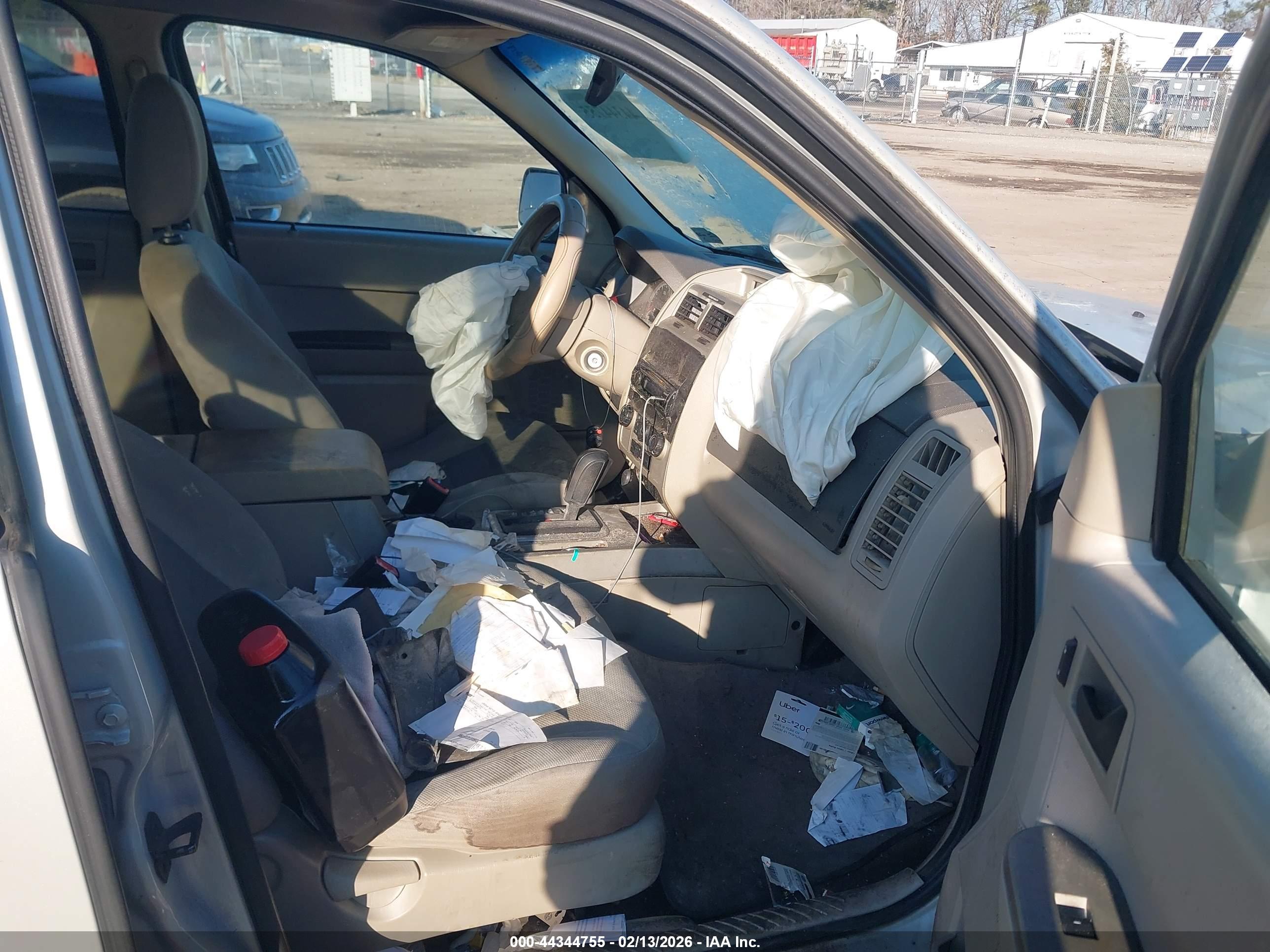 FORD ESCAPE image 5
