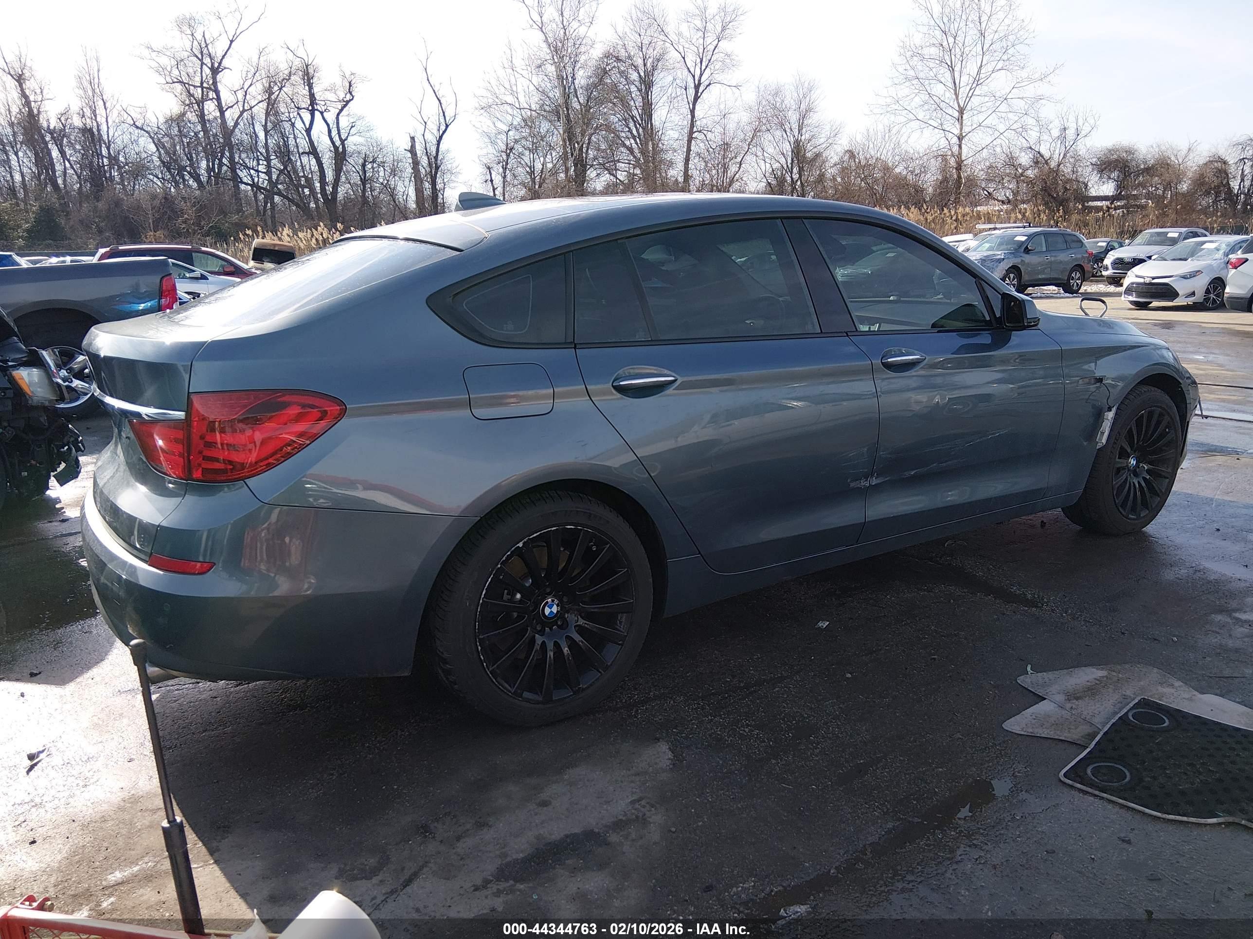 BMW 535I image 4