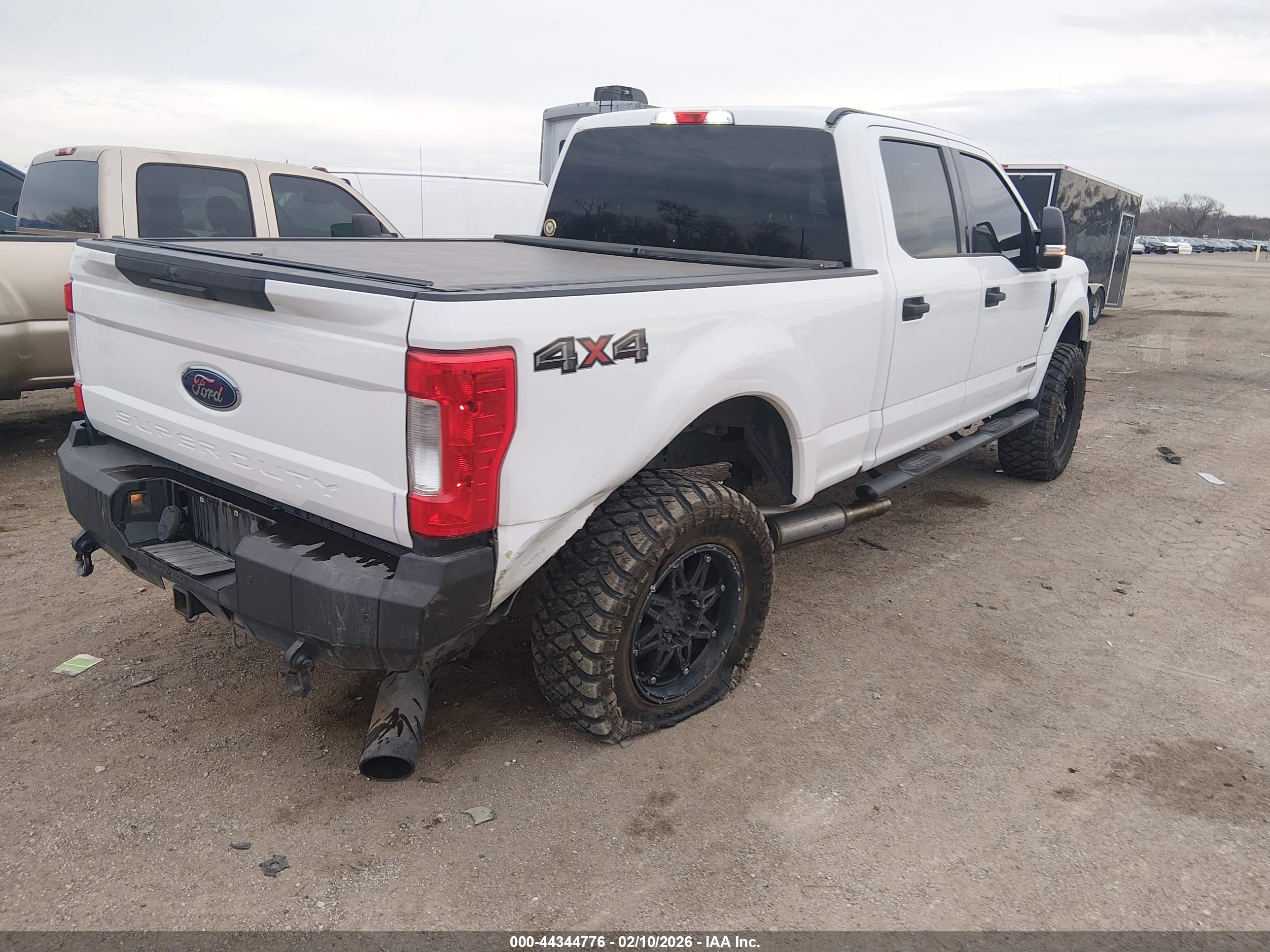 FORD F-250 image 4