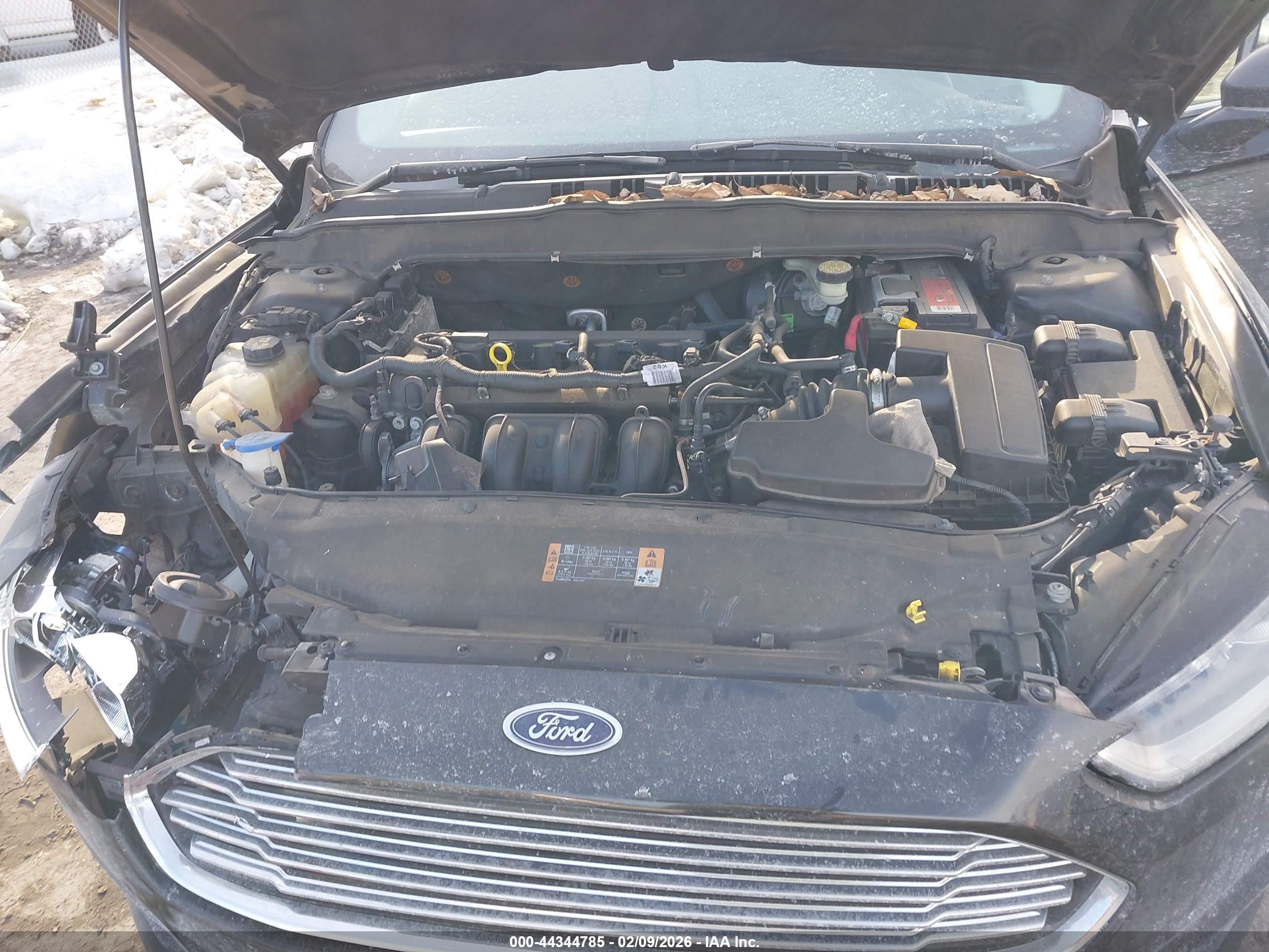 FORD FUSION image 10