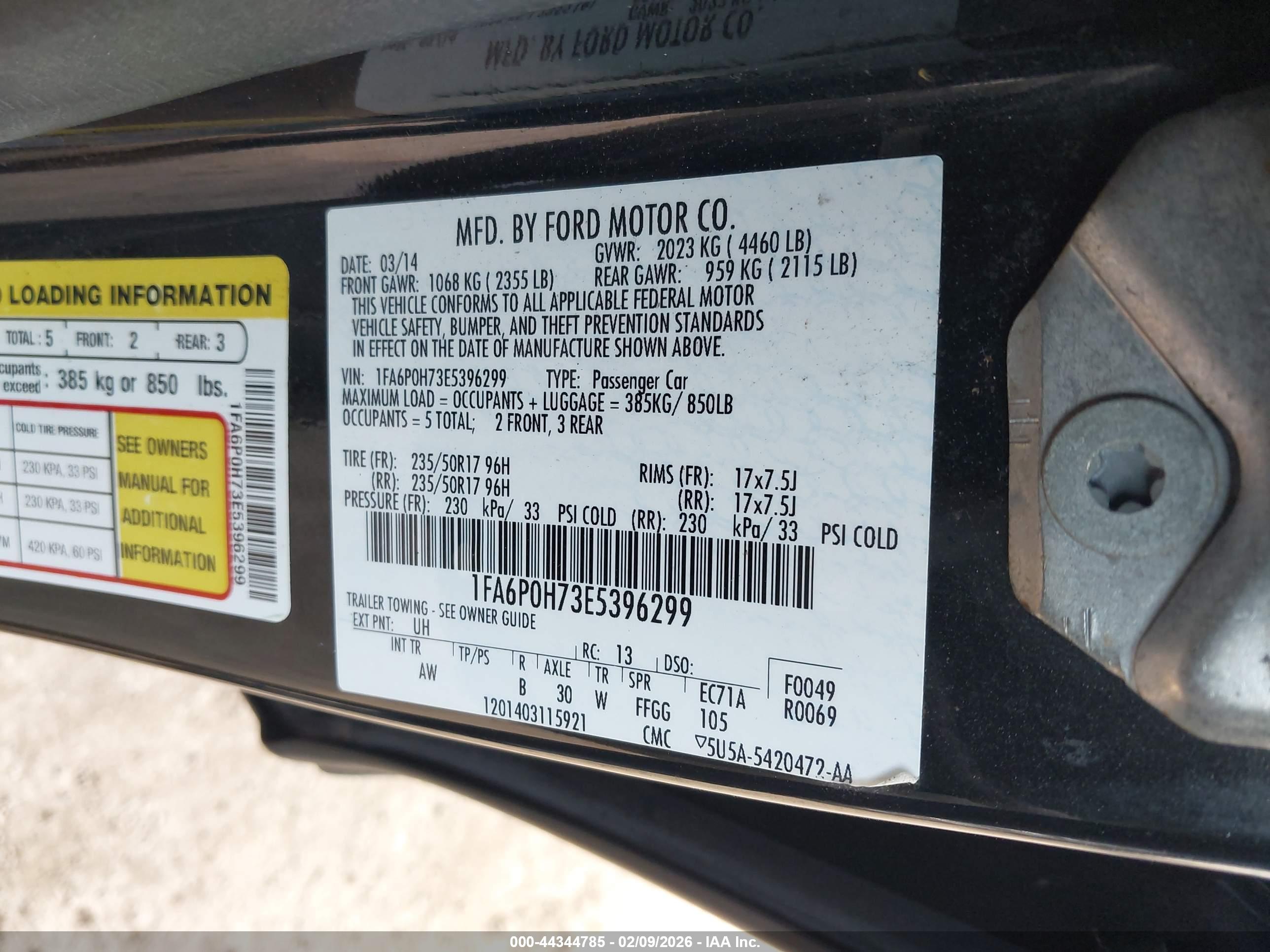 FORD FUSION image 9