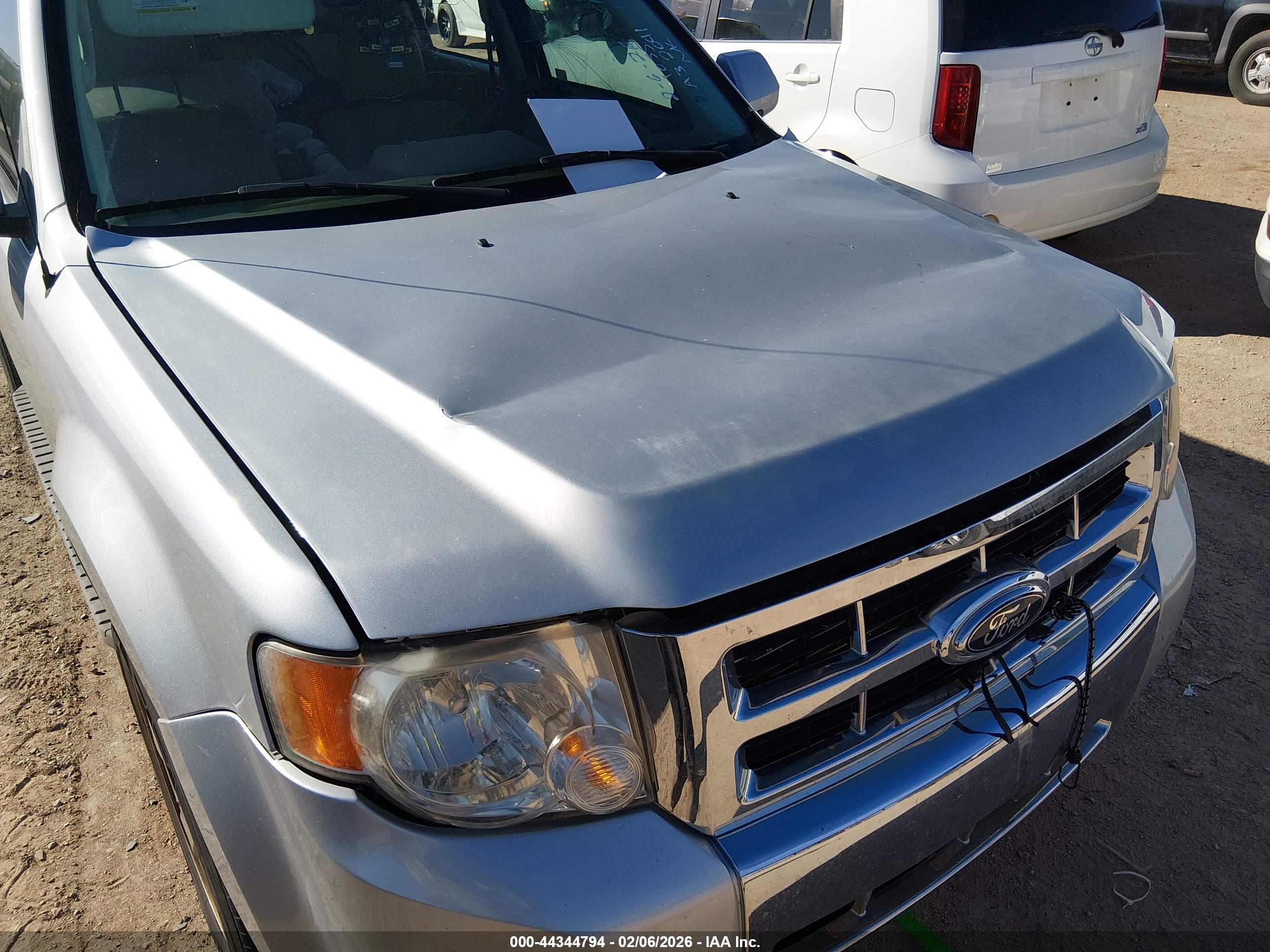 FORD ESCAPE image 6