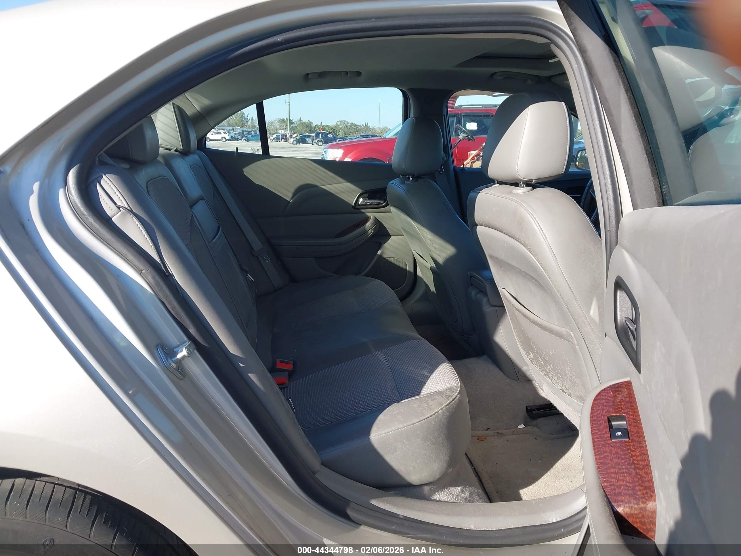 CHEVROLET MALIBU image 8